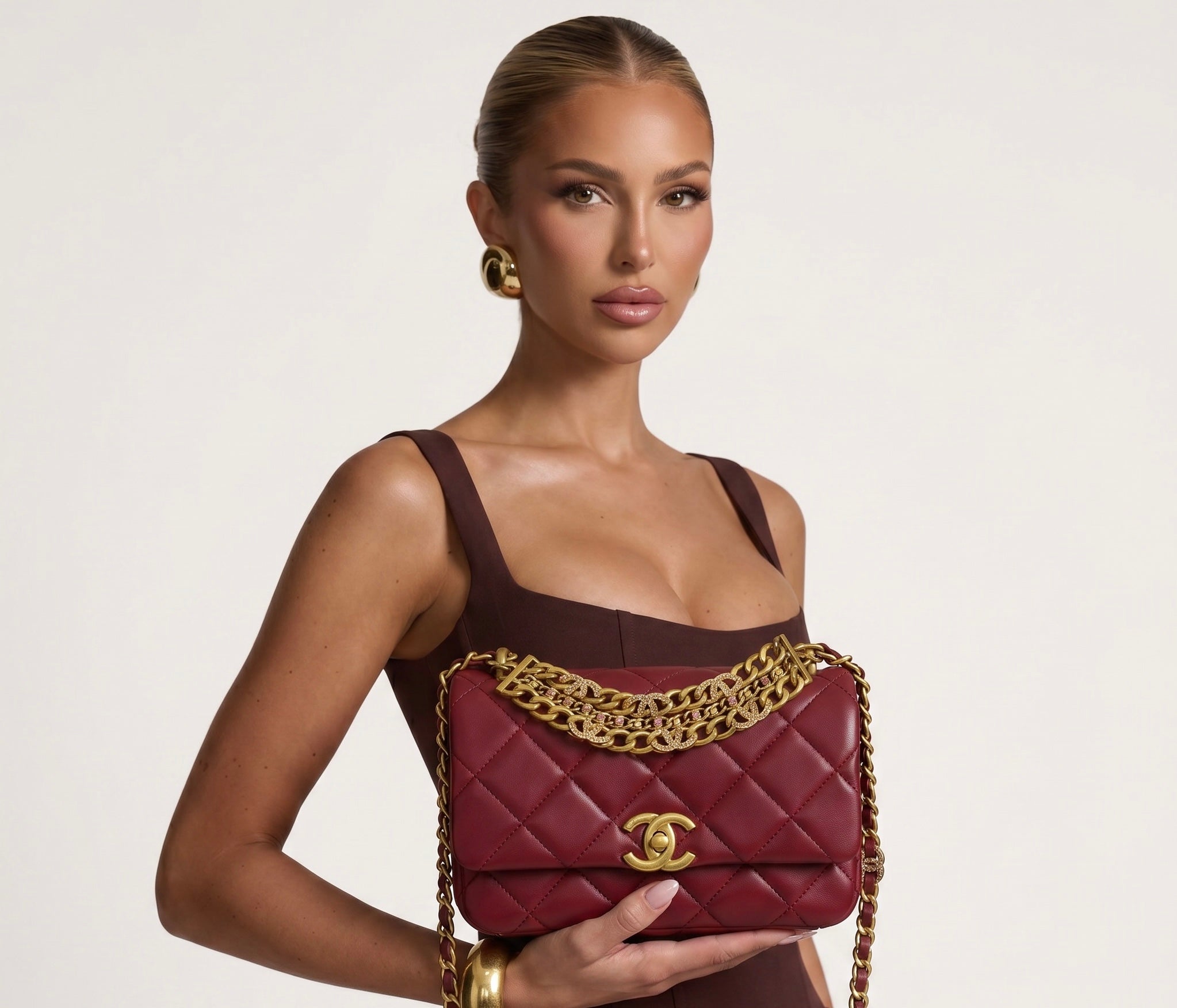 ❤️ Chanel Burgundy Crystal Chain Flap Bag ❤️