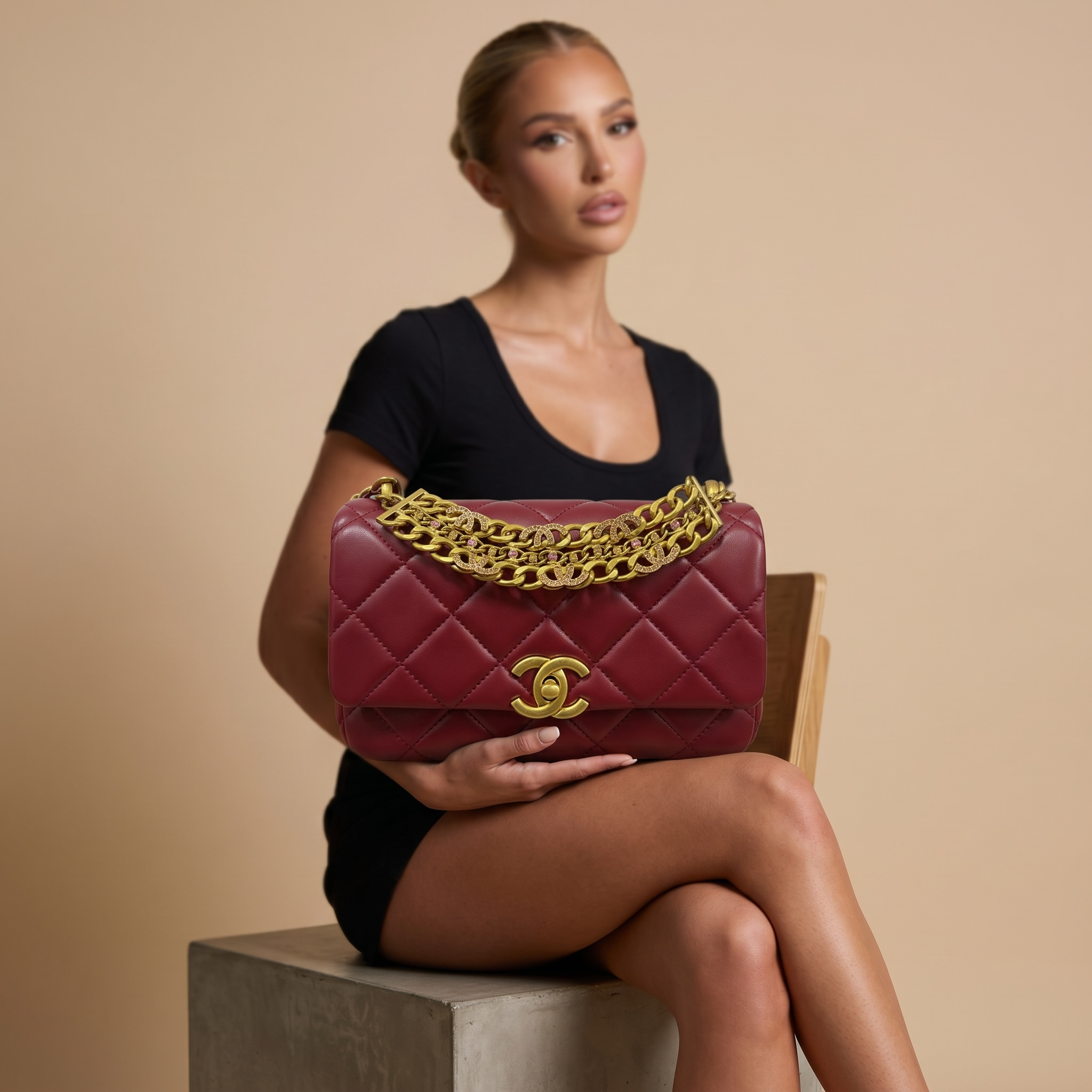 ❤️ Chanel Burgundy Crystal Chain Flap Bag ❤️