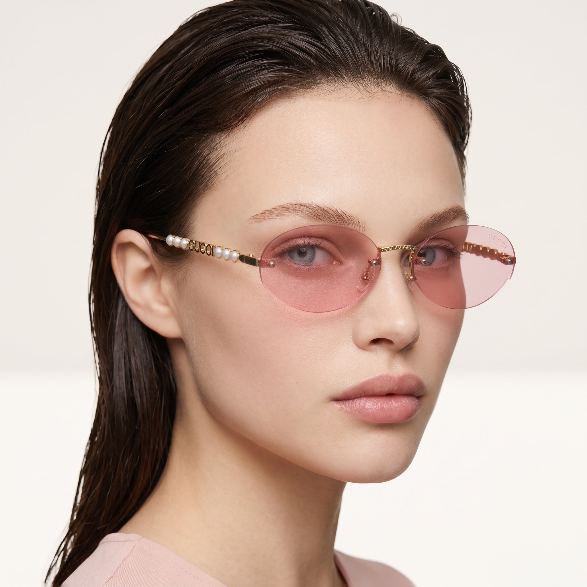Gucci round pink sunglasses with pearl-adorned gold temples