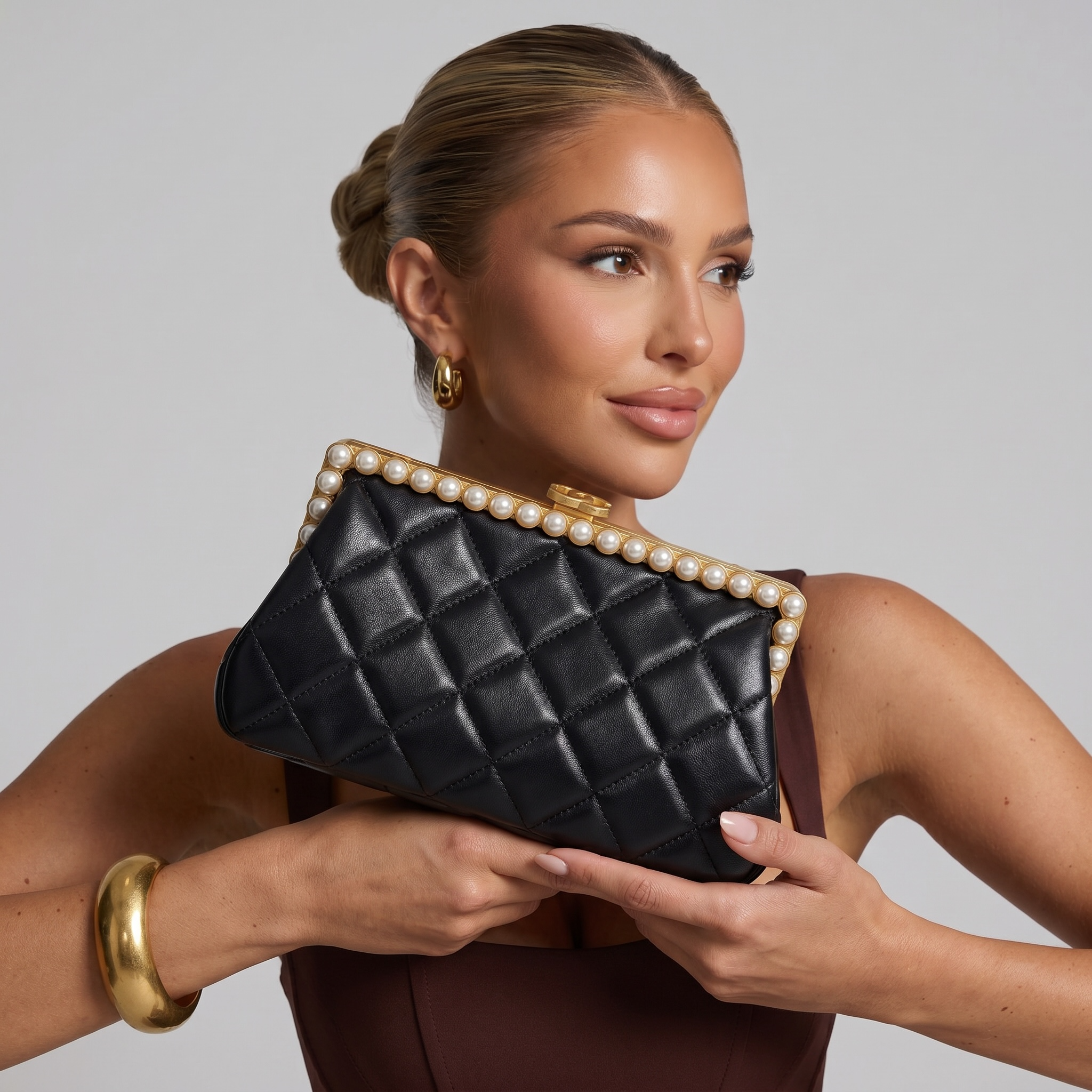 🖤 Chanel Pearl Noir Evening Clutch 🖤