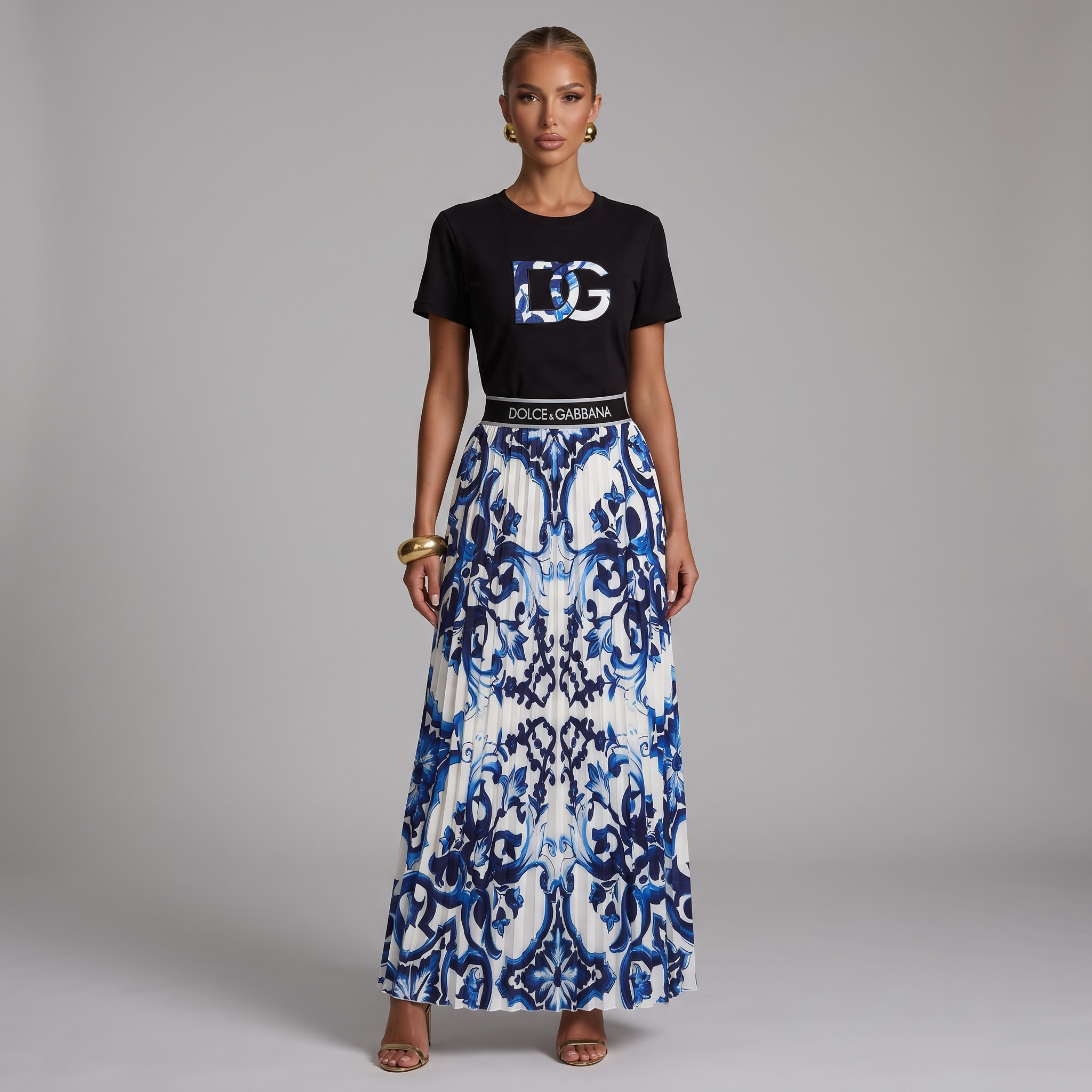 🖤💙 Dolce & Gabbana Majolica T-Shirt & Pleated Maxi Skirt Set |