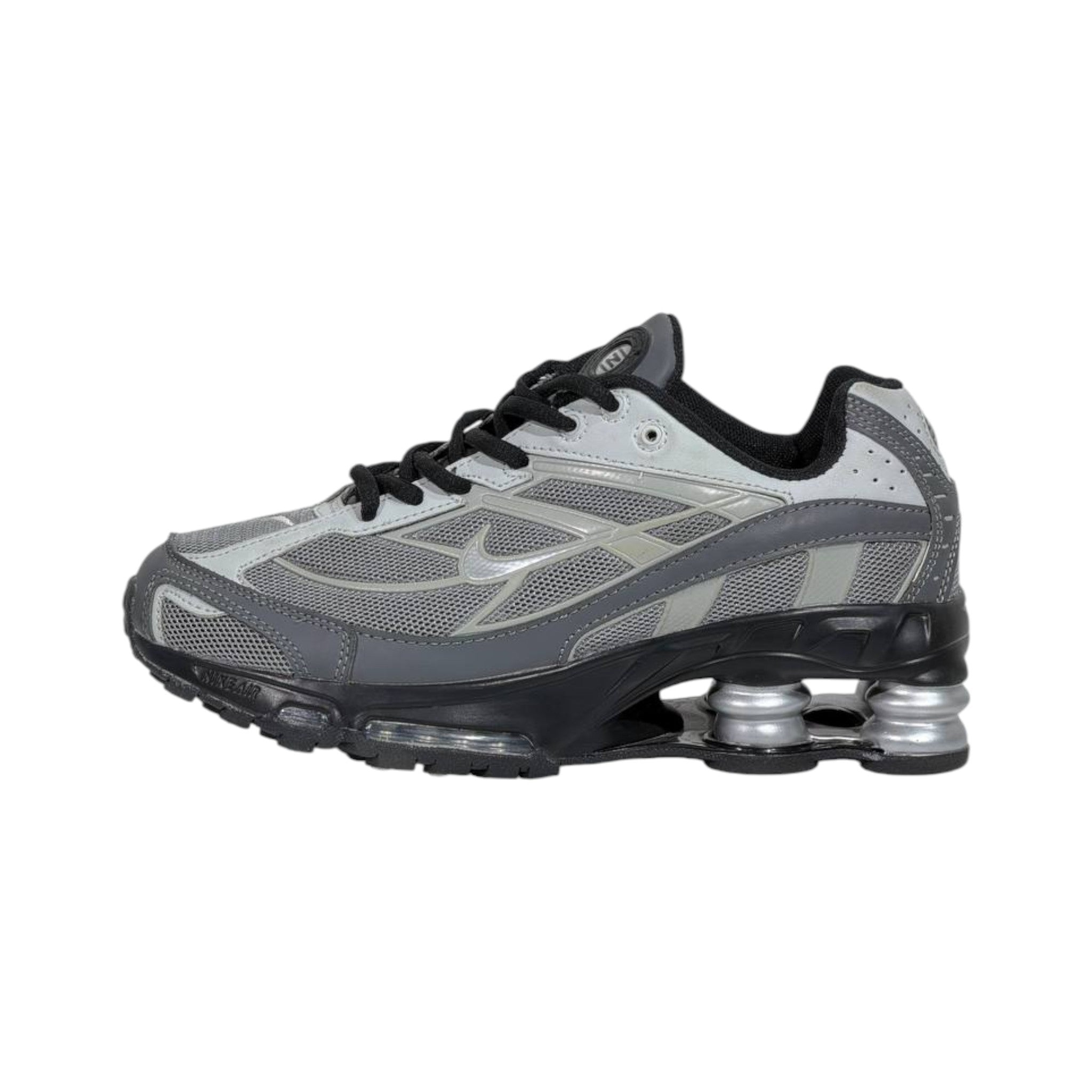 ⚡🩶 Nike Shox R4 Silver Grey Retro Running Sneakers – Y2K Streetwear Cushion Shoes 👟🔥