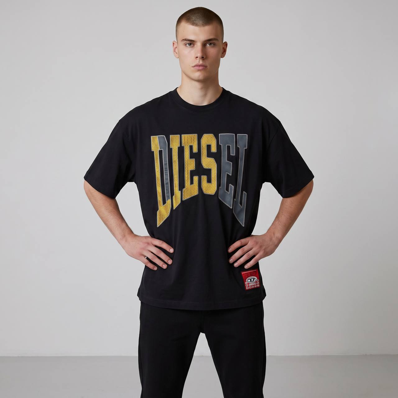Diesel Oversized Varsity Graphic T-Shirt – Black Streetwear Edition 🔥🖤