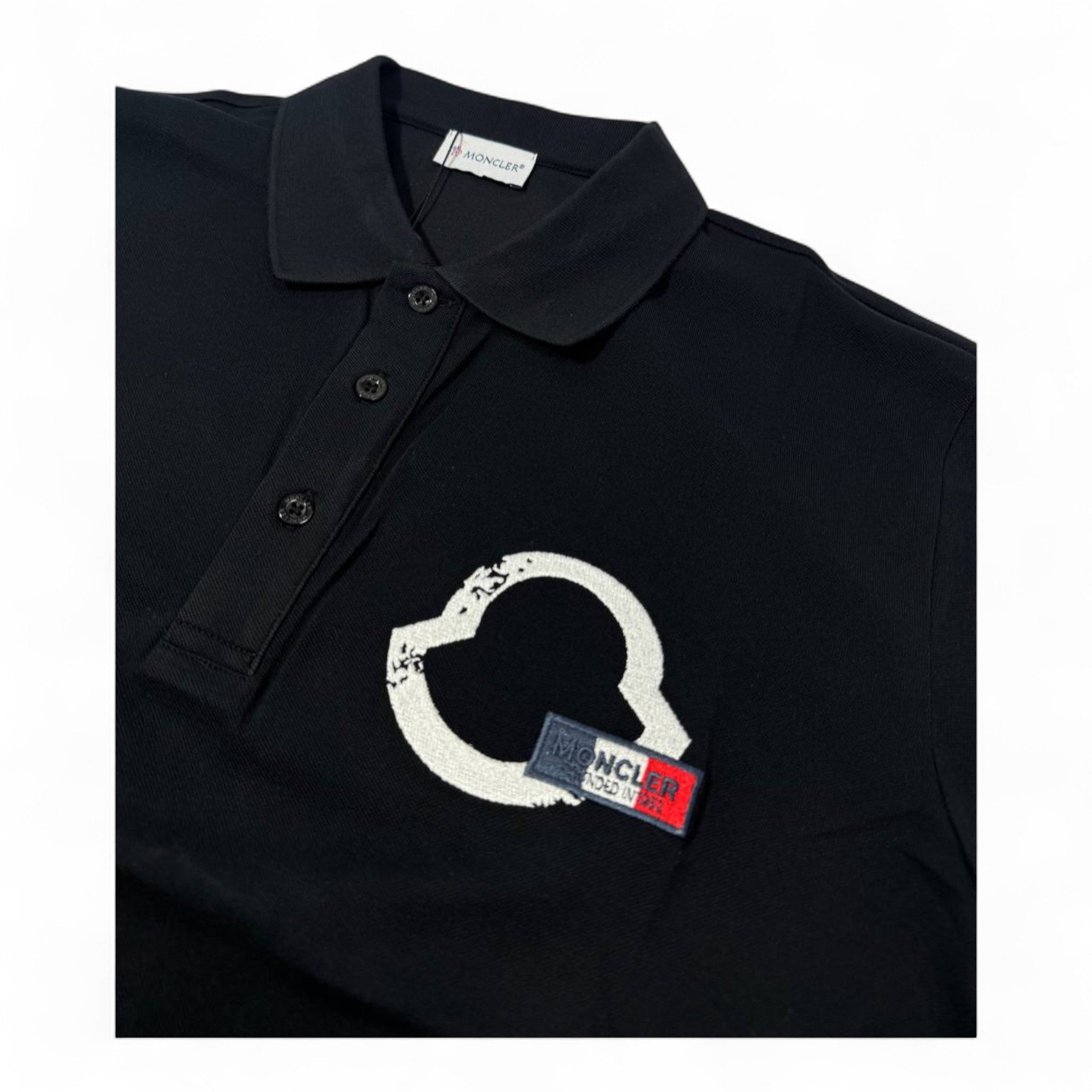 🧊 Moncler Graphic Logo Polo – Black with Iconic Patch 🇫🇷✨