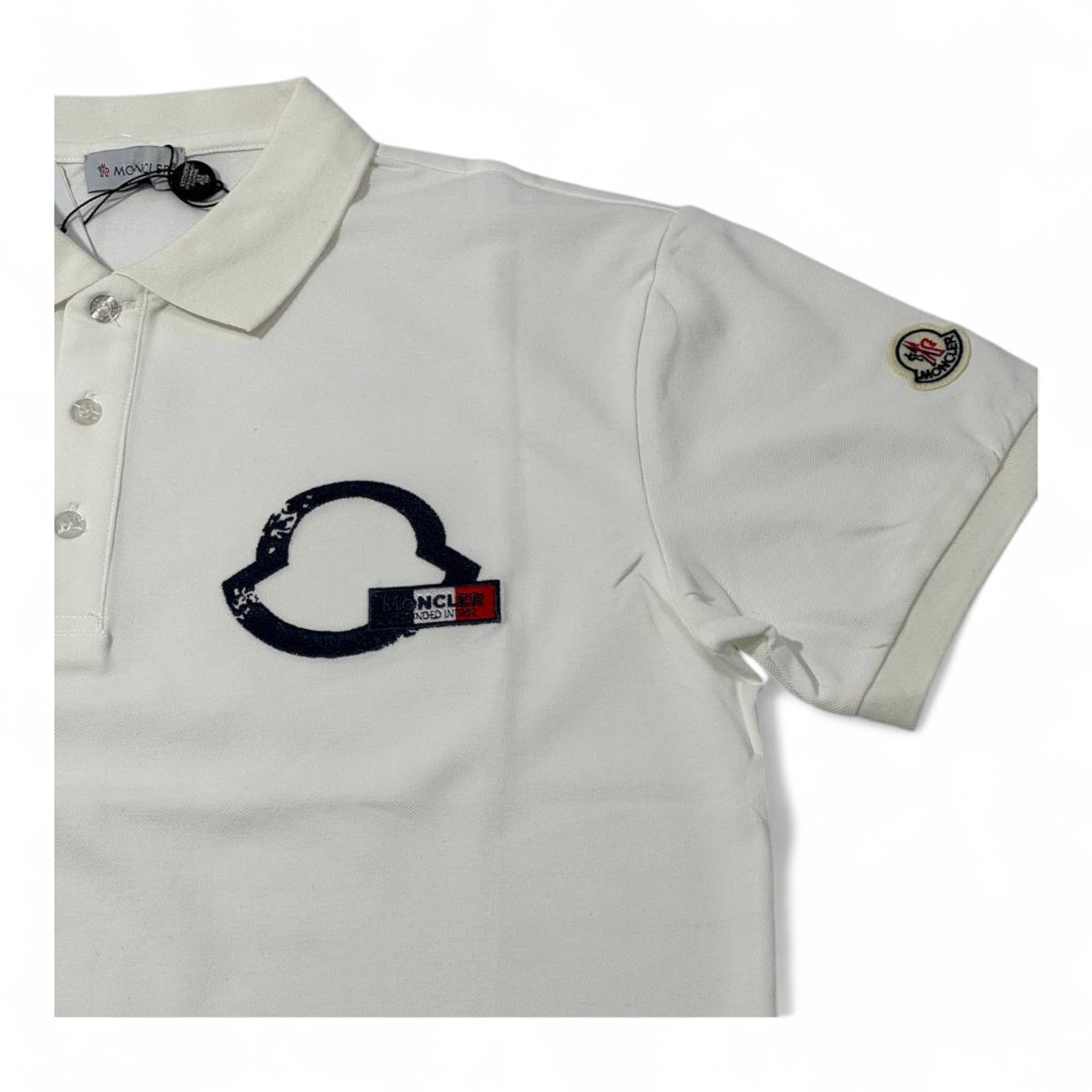 🤍 Moncler Classic Logo Polo – White with Navy Emblem & Sleeve Patch 🇮🇹✨