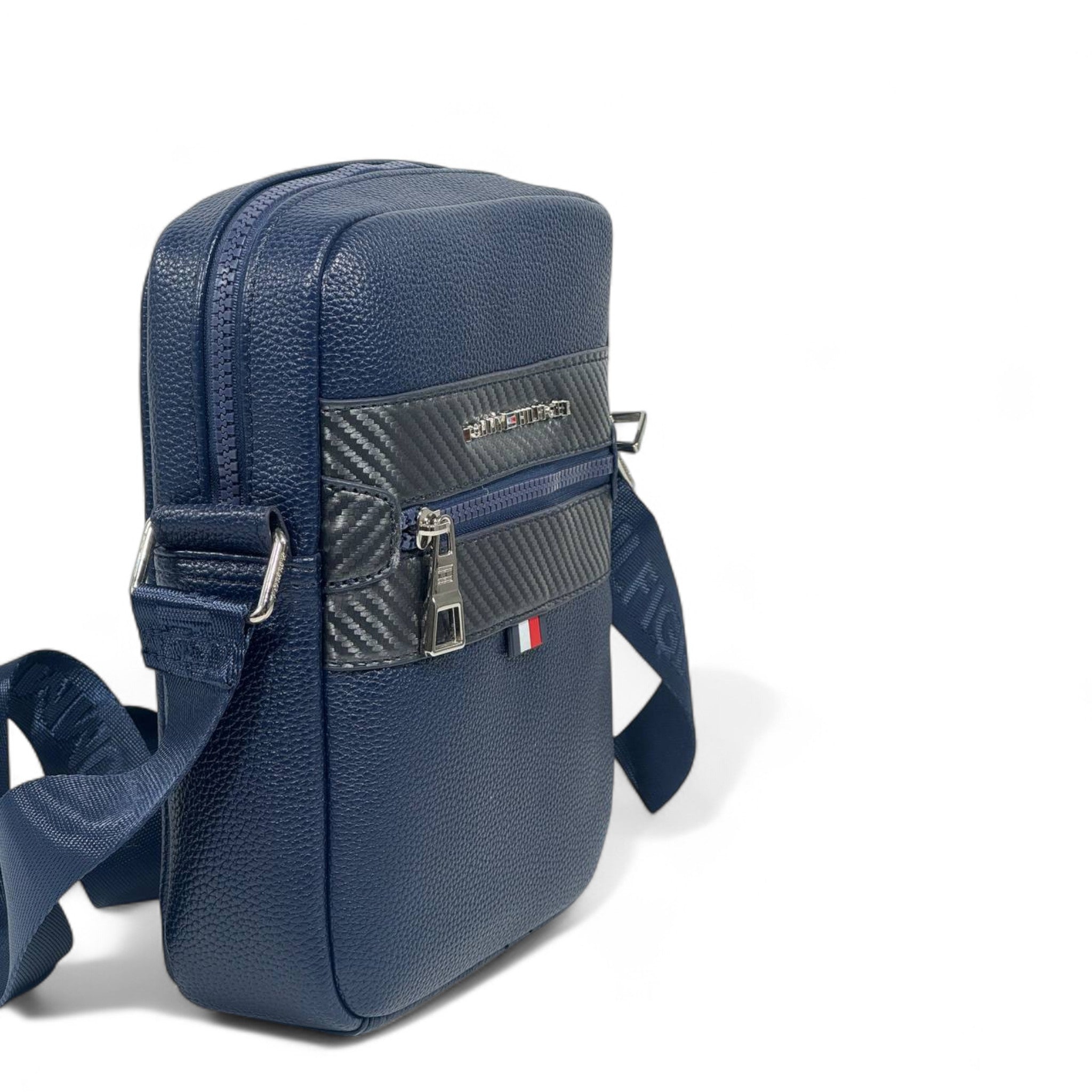 💙 Tommy Hilfiger Navy Crossbody Bag – Modern Edge, Classic Heritage