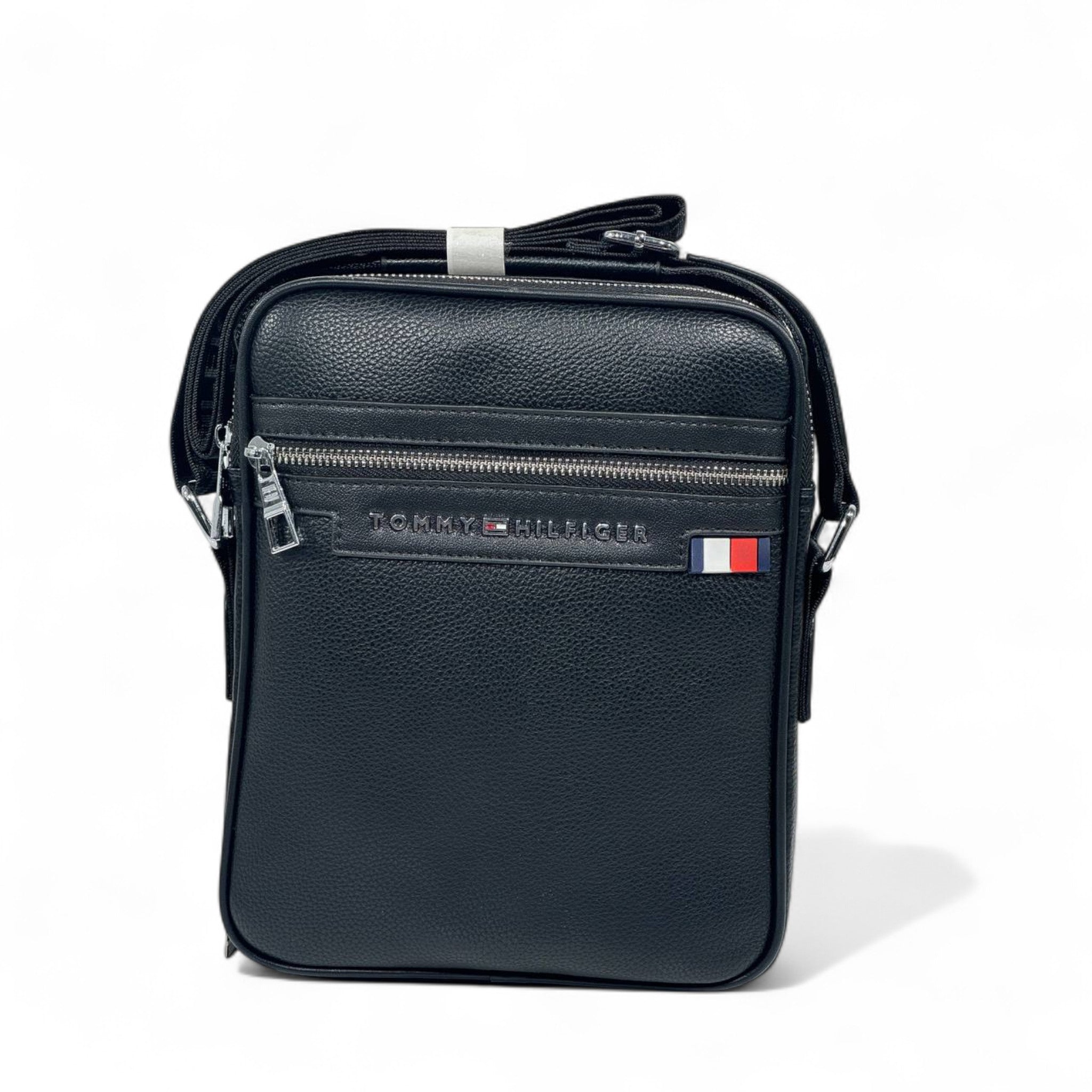 🖤 Tommy Hilfiger Black Crossbody Bag – Iconic Design, Everyday Confidence