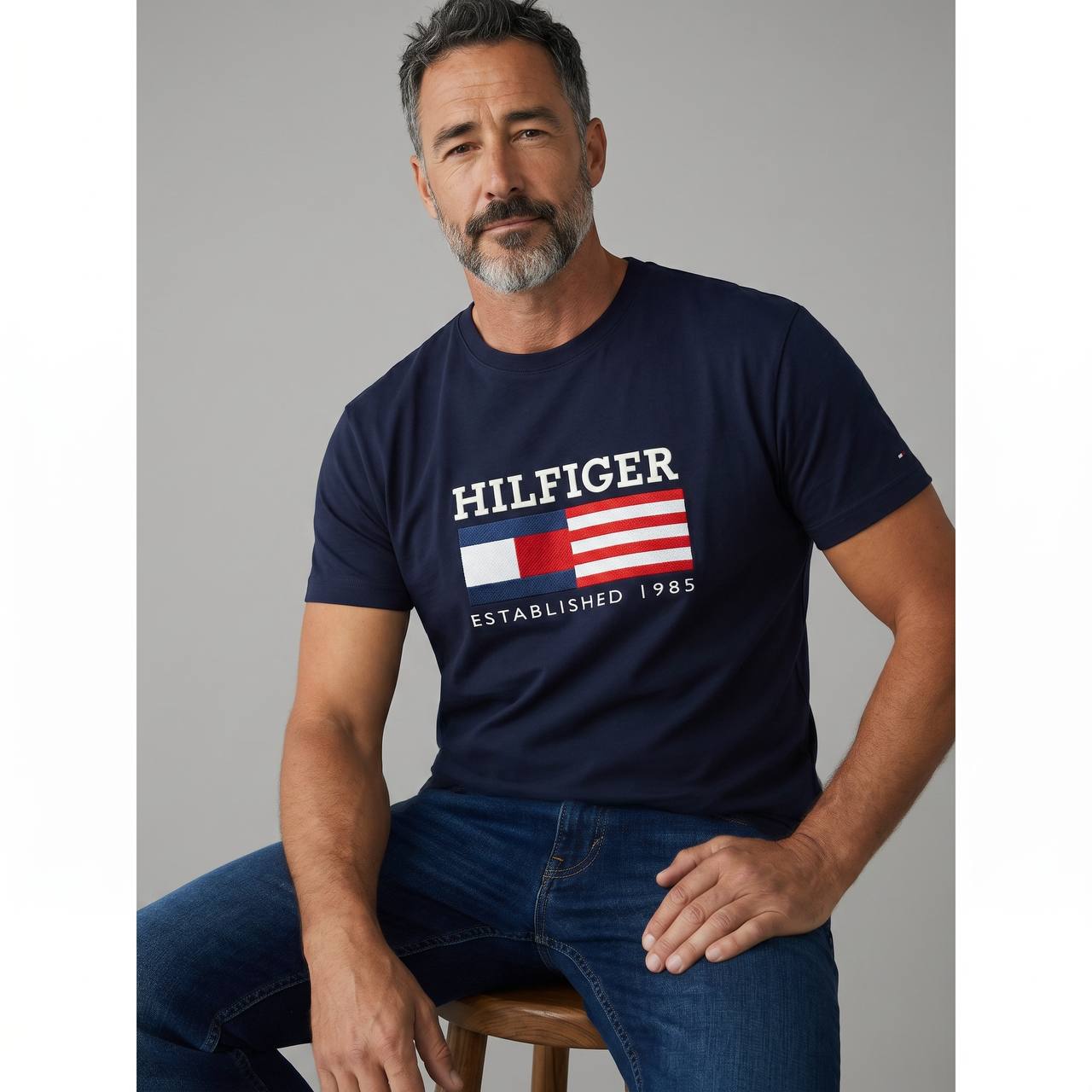 Tommy Hilfiger Classic Flag Logo T-Shirt – Navy Edition 🇺🇸🔥