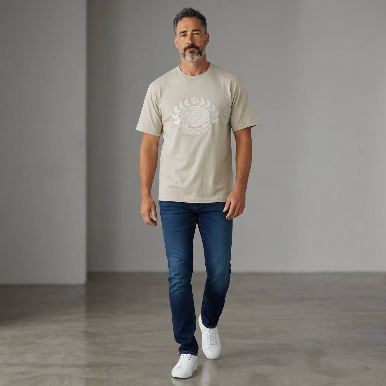 Burberry Heritage Crest T-Shirt – Sand Beige 🤍✨