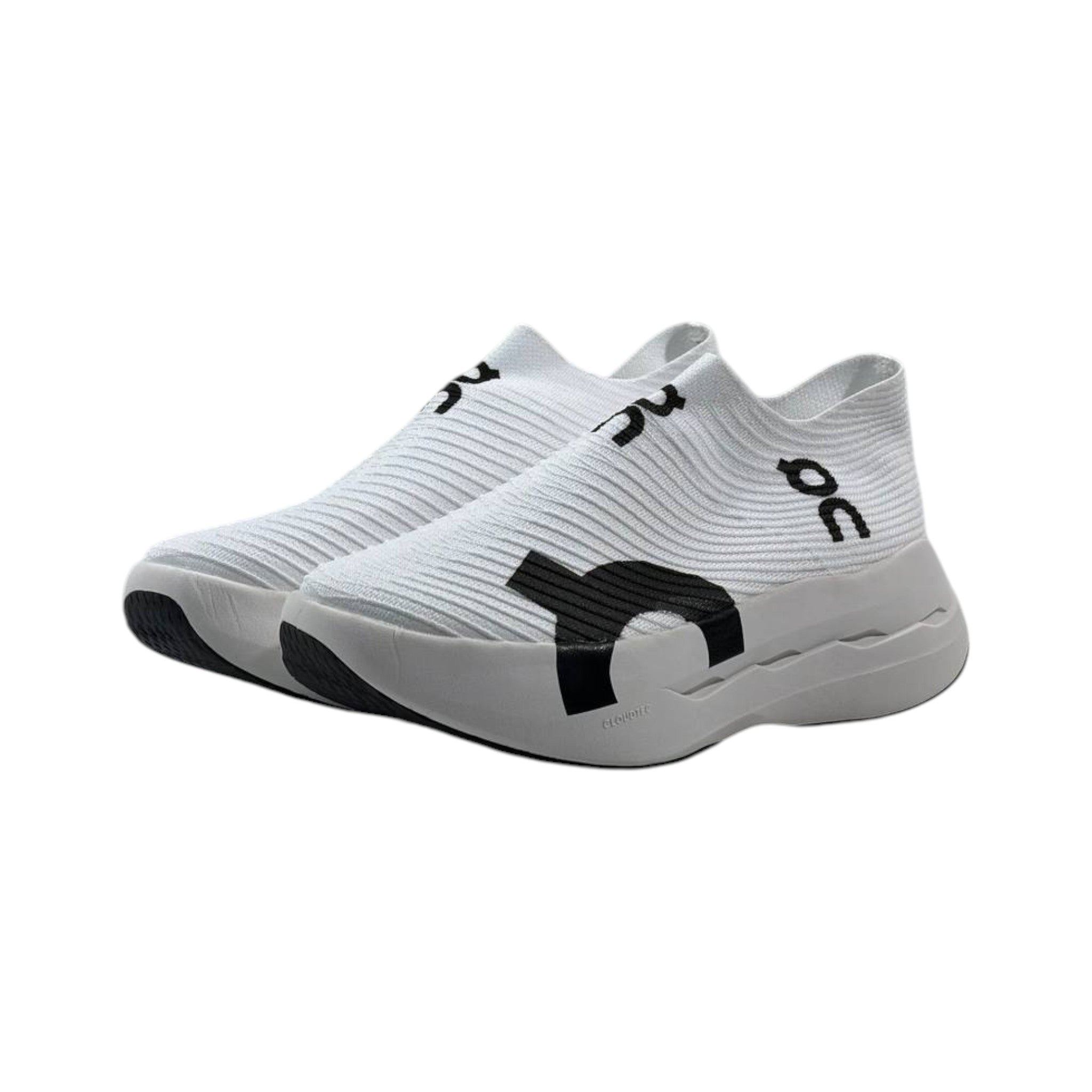 On Cloud UltraFlex Knit Sneakers ⚪⚫