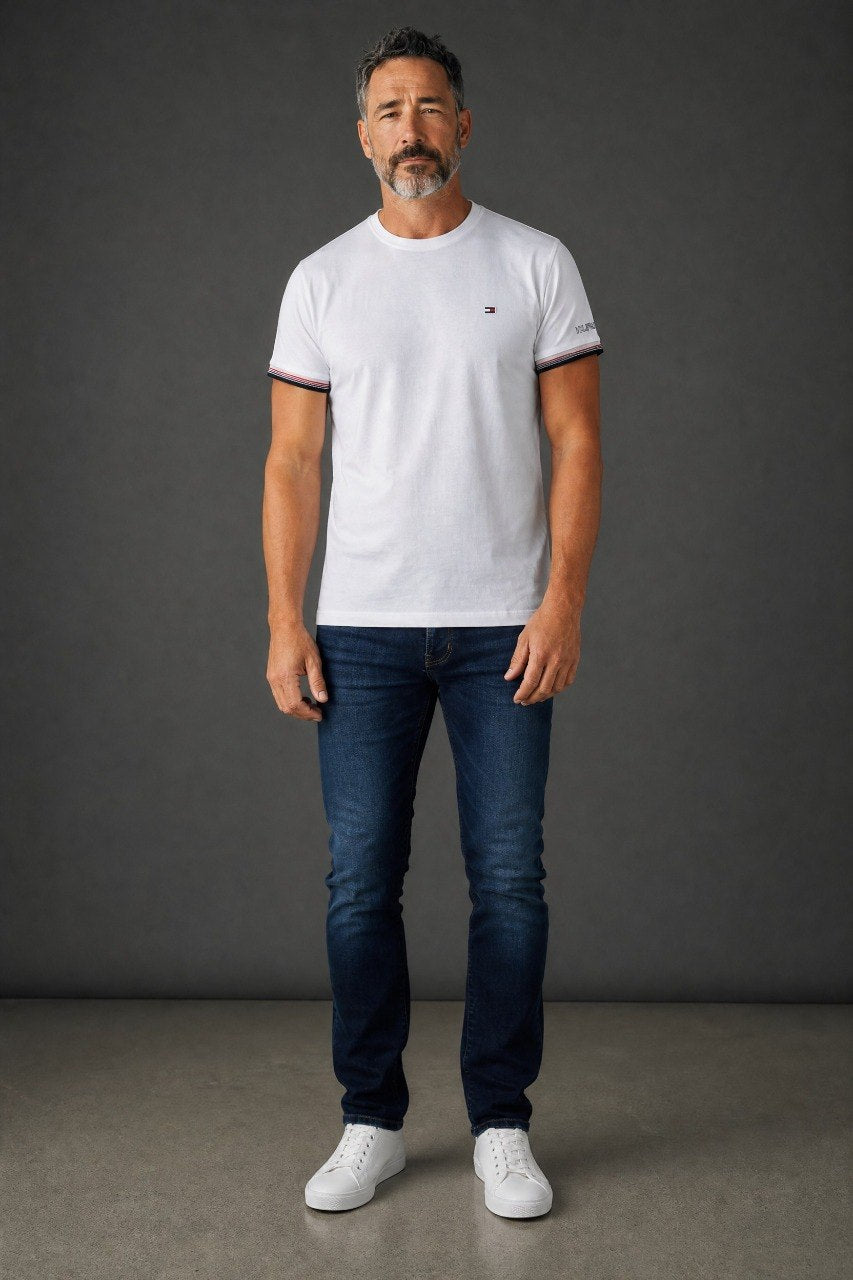 Tommy Hilfiger Premium White Crew Neck T-Shirt for Men – Luxury Minimalist Casual Cotton Tee 🤍✨