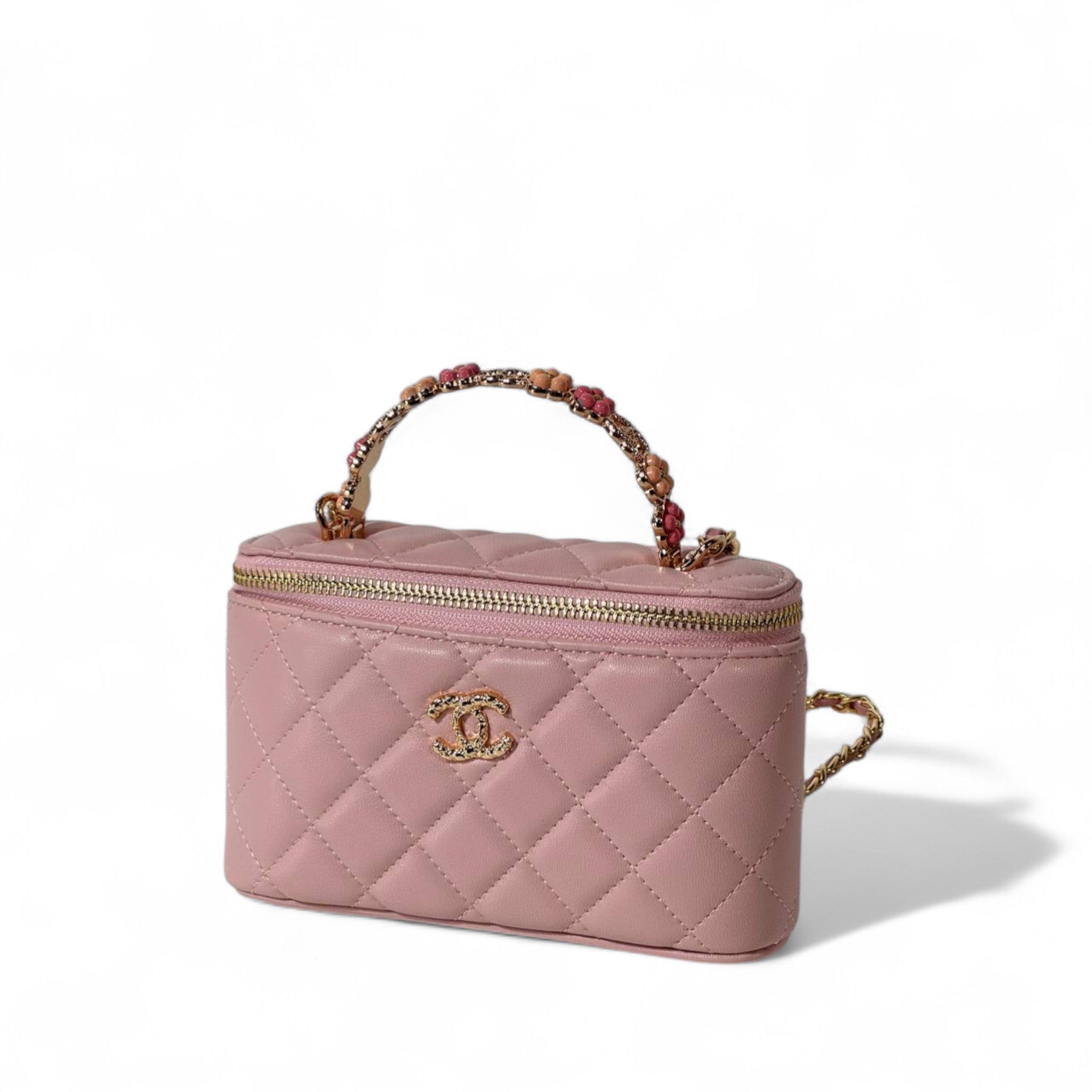 Chanel Mini Vanity Case โ Pink Quilted Lambskin with Gold Chain ๐๐