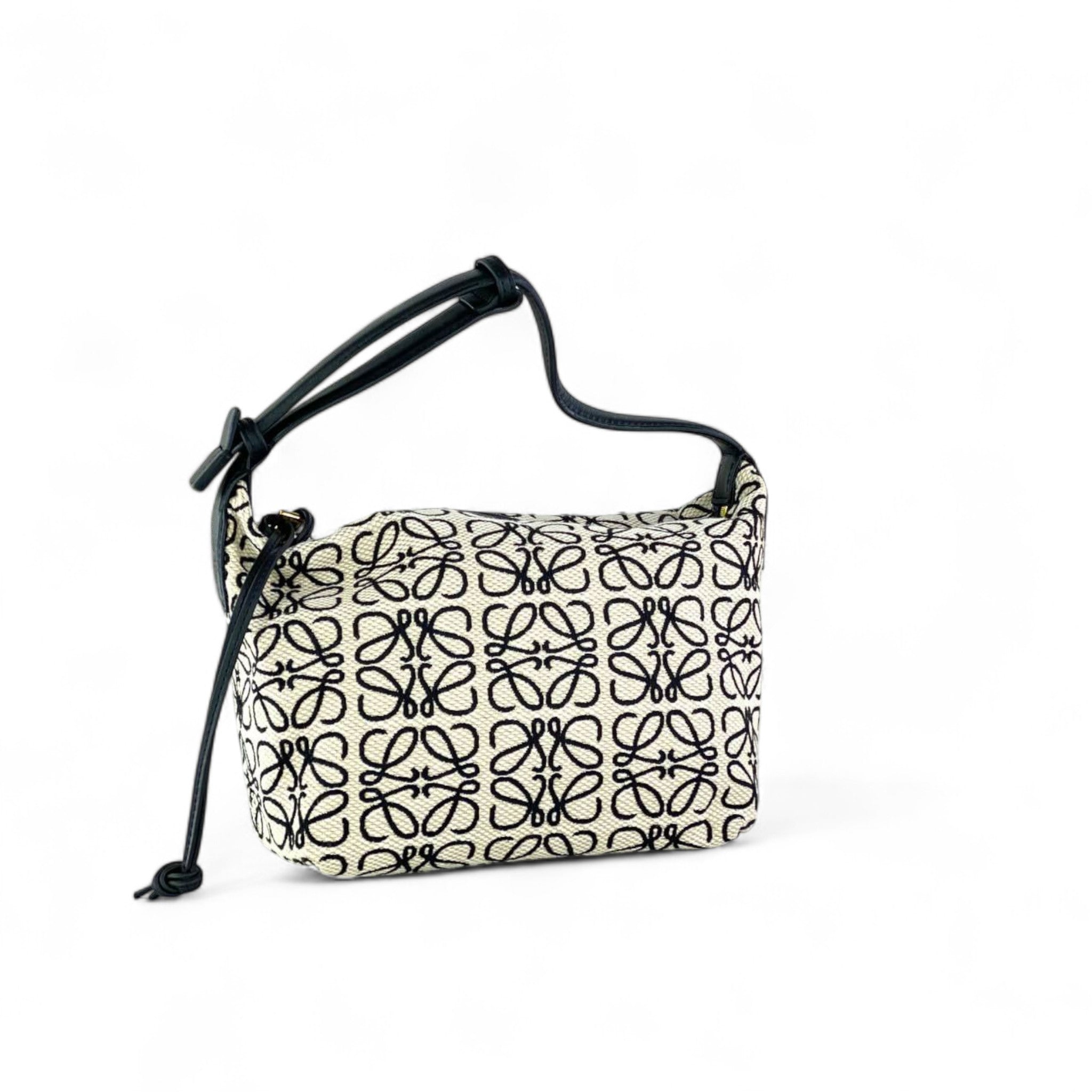 🤍 Loewe-Inspired Anagram Shoulder Bag – Ivory Canvas with Black Monogram ✨