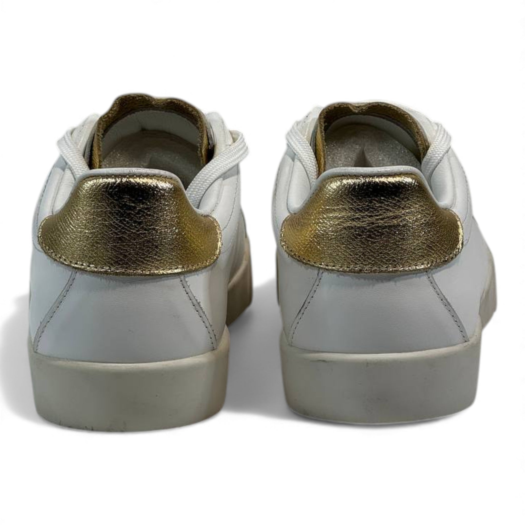 ✨ Dolce & Gabbana White Gold Accent Sneakers – Luxury in Every Step 👟