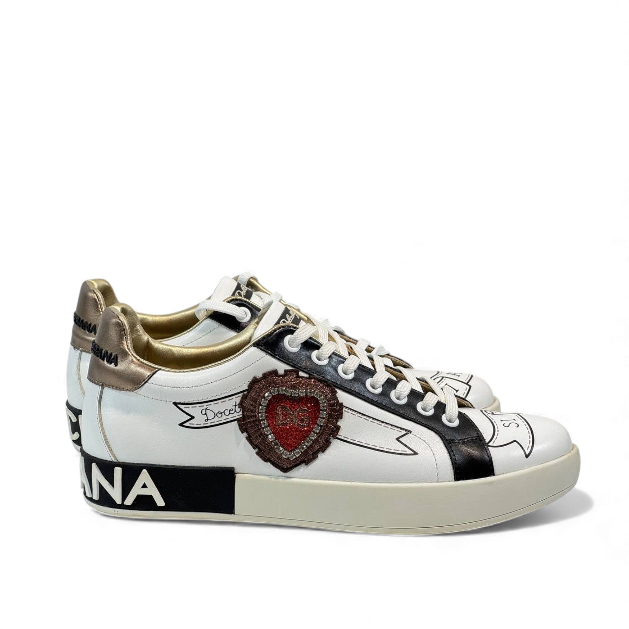 🔥 Dolce & Gabbana “Si Vis Amari Ama” Sneakers – Iconic Italian Statement 👟
