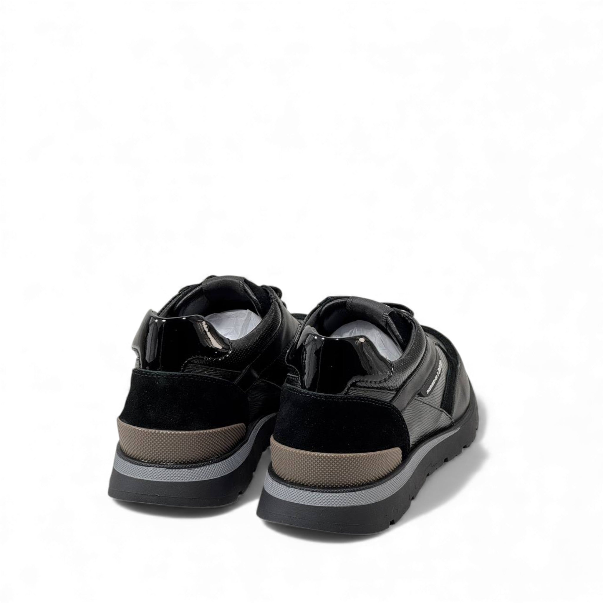 BOSS x Porsche Forged Black Sneakers – Performance Meets Precision ⚙️🏁