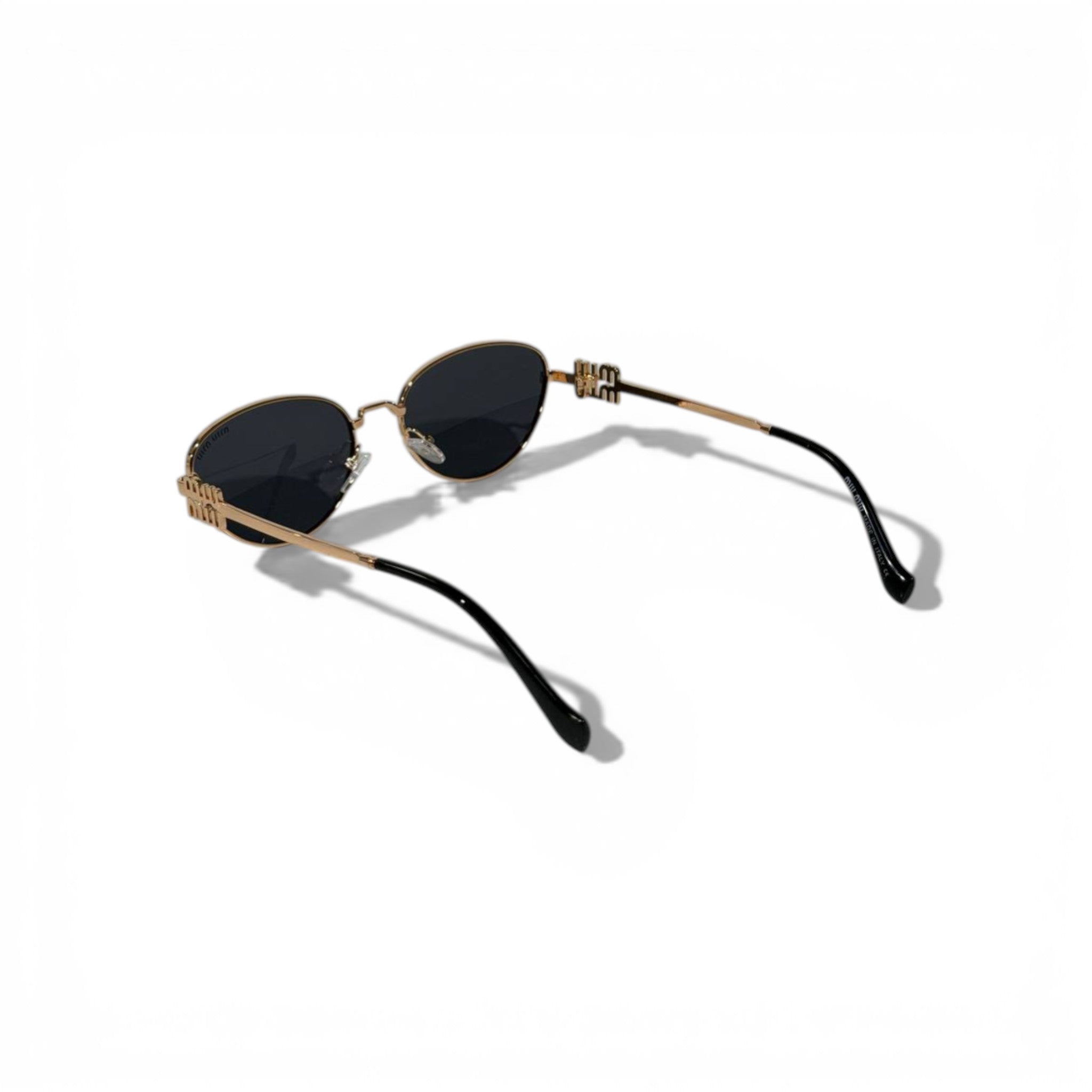 Miu Miu Oval Metal Sunglasses – Gold Frame Edition ✨🕶️