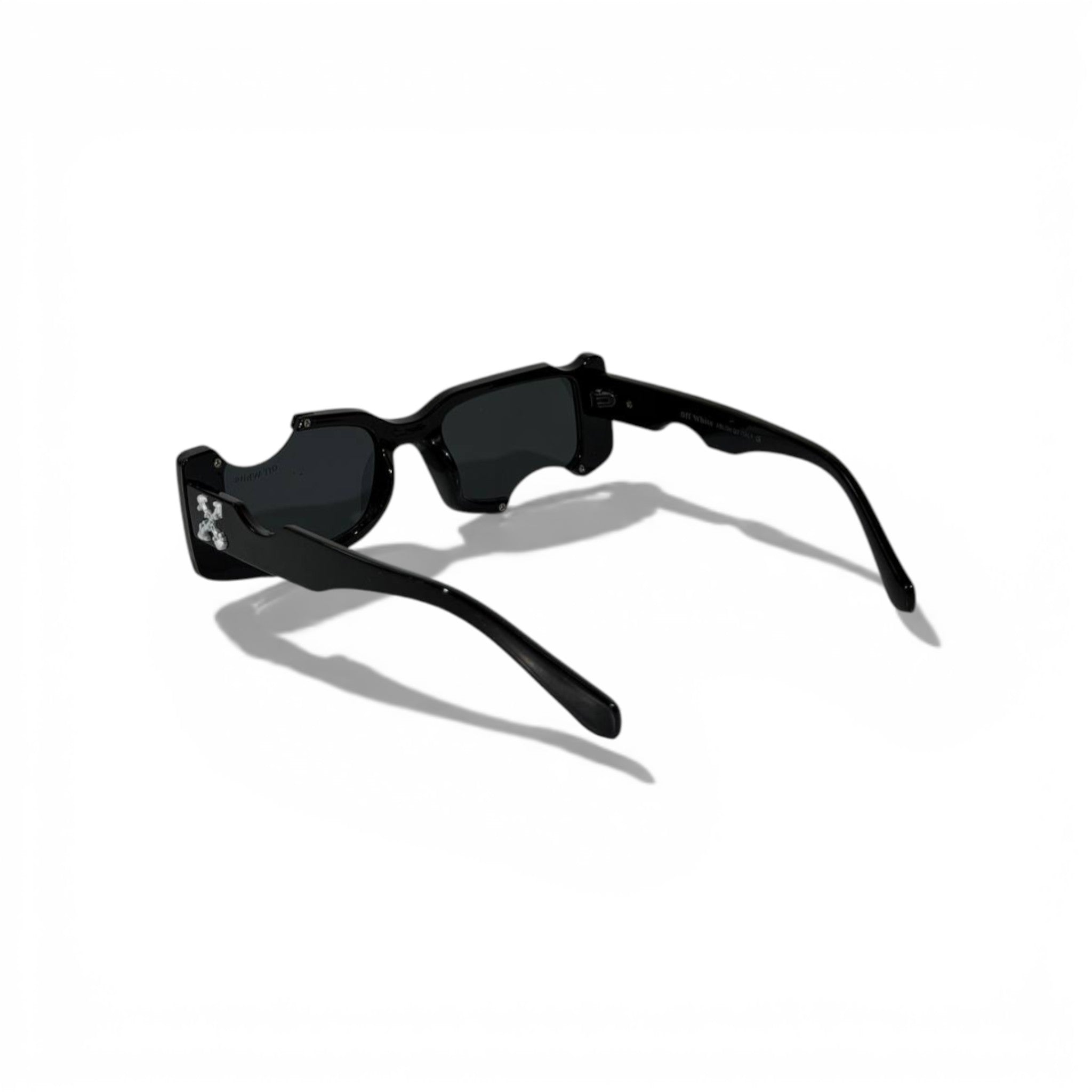 Off-White Bold Rectangular Sunglasses – Black Statement Edition 🖤🕶️