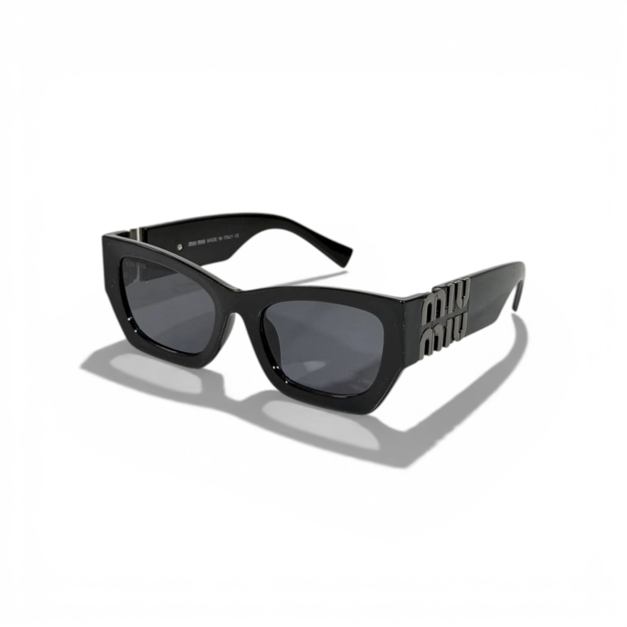 Miu Miu Oversized Rectangular Sunglasses – Black Edition 🖤✨
