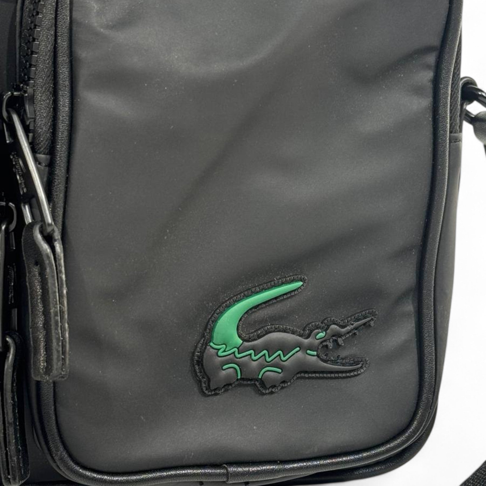 🖤 Lacoste Black Crossbody Bag with Green Logo – Unisex Sporty Style