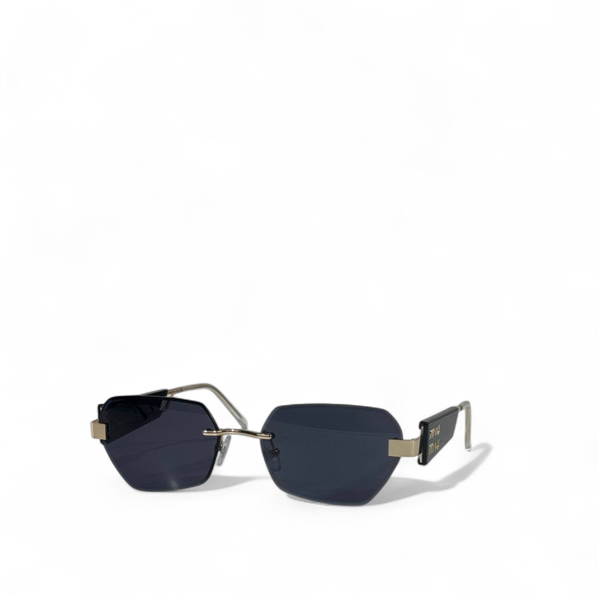 🔥 Miu Miu Geometric Black Sunglasses – Bold & Modern 🖤✨