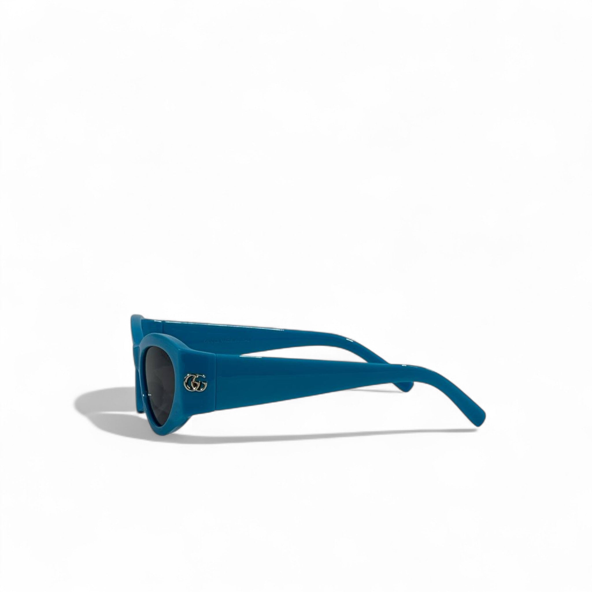 Gucci Retro Oval Sunglasses 🕶️💙 | Bold Blue Luxury Statement Eyewear
