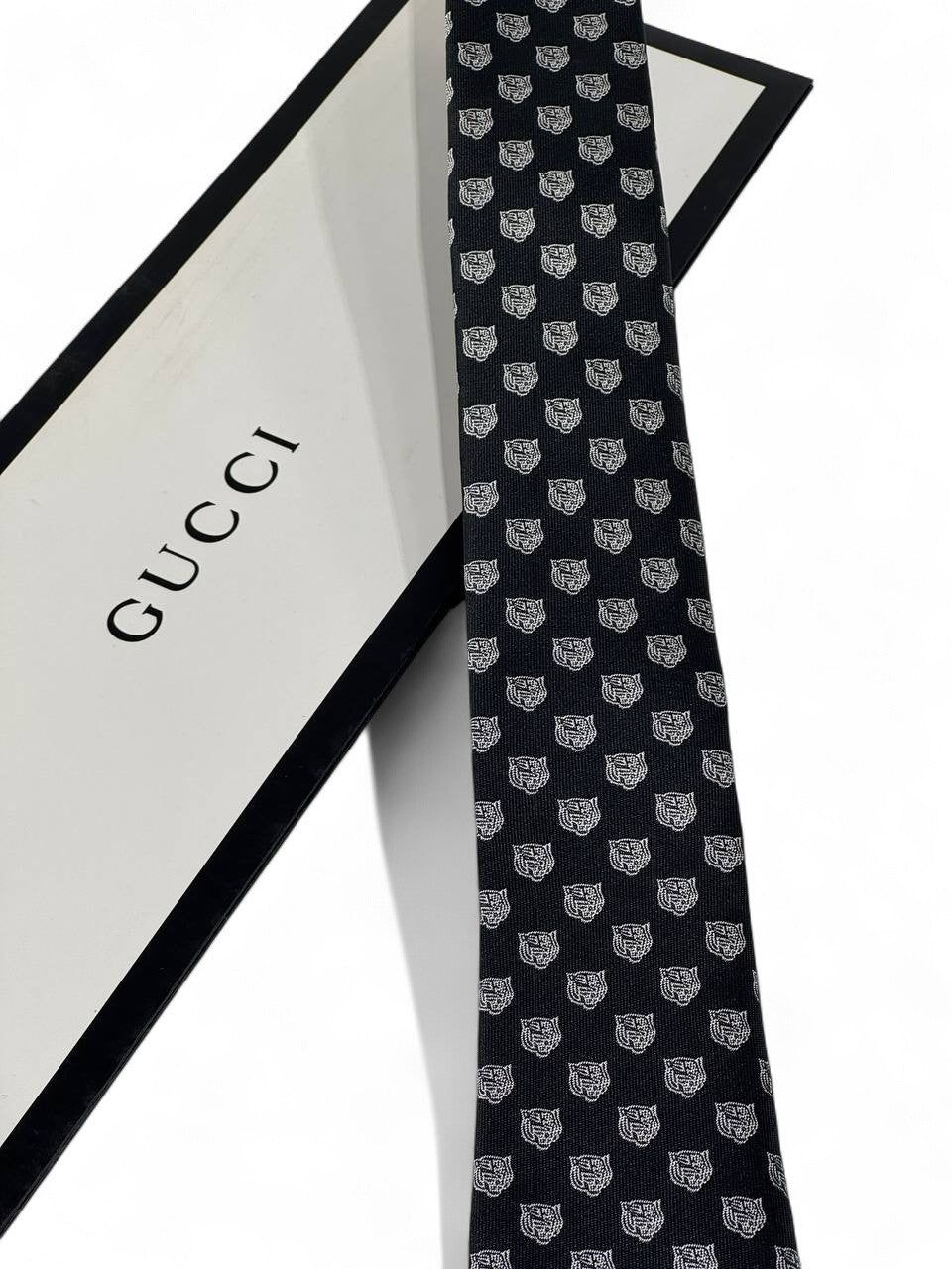 ✨ Gucci Luxury Silk Tie – Navy Blue with Iconic Pattern 🕴️ | Designer Men’s Accessory 👔💼