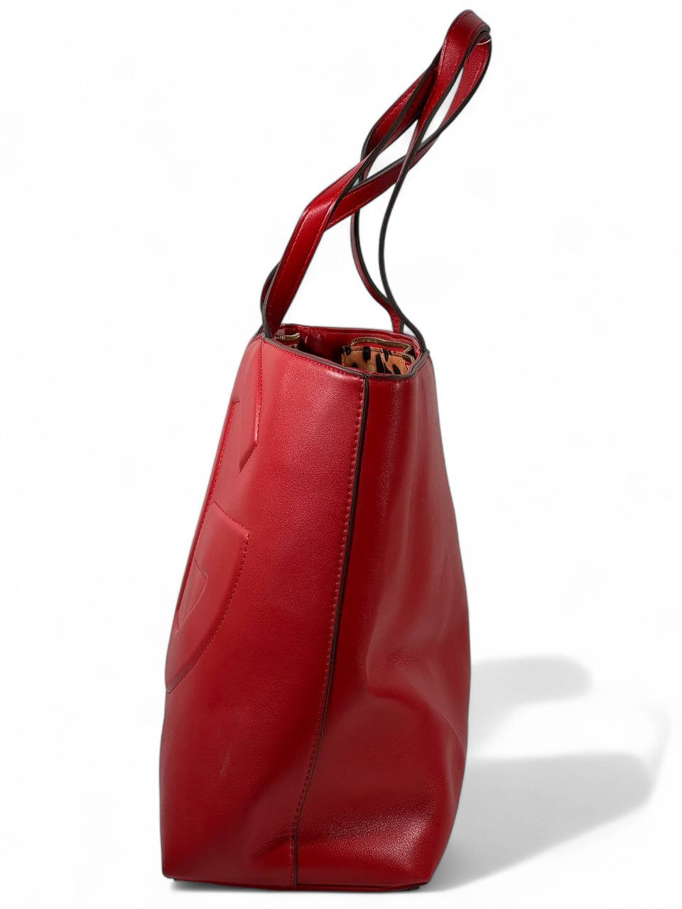 🔥 Dolce & Gabbana Red Luxury Tote Bag – Bold, Elegant & Statement-Ready 🔥