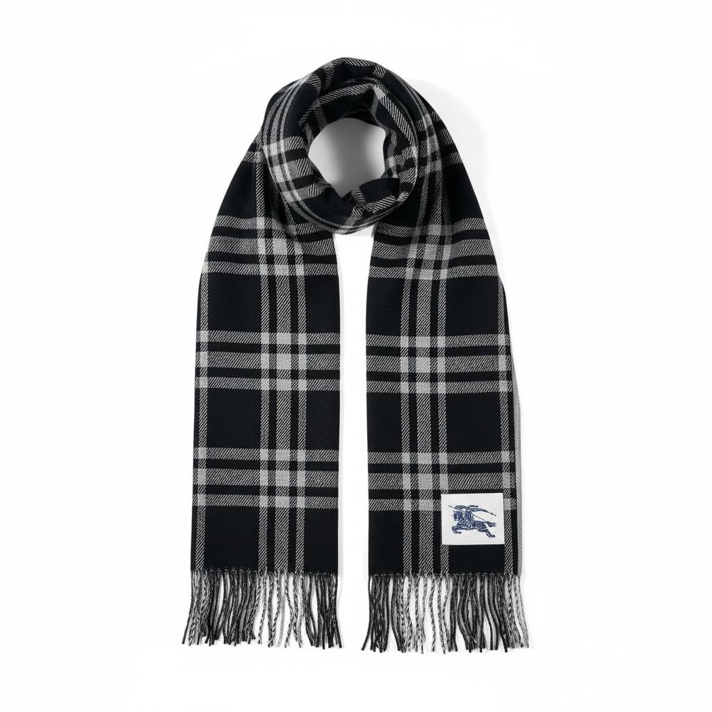 🖤 Burberry Classic Check Wool Scarf – Black/White
