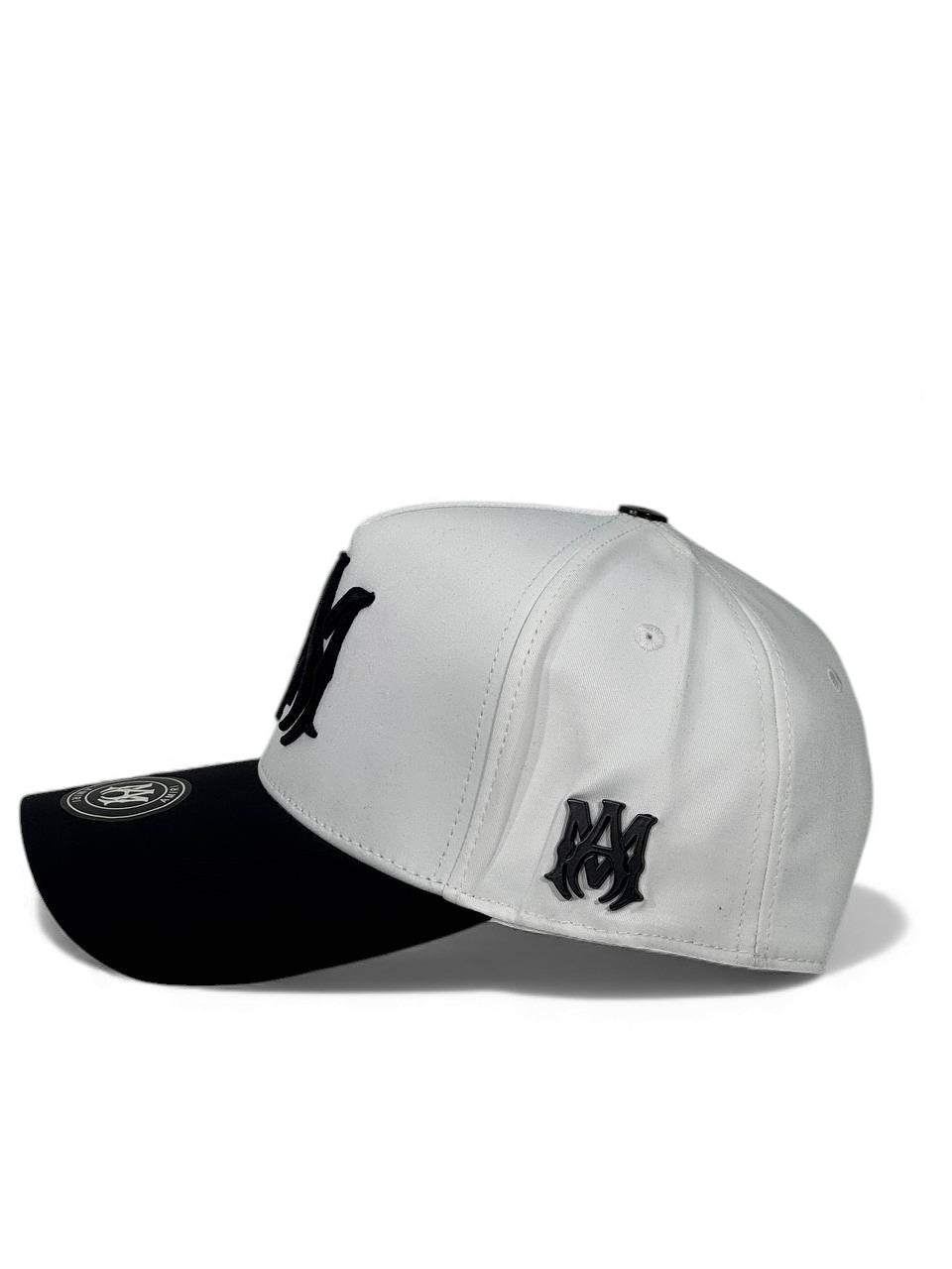 Amiri Luxury Two-Tone Cap – White & Black Edition 🧢⚪⚫ (Premium Embroidered Unisex)