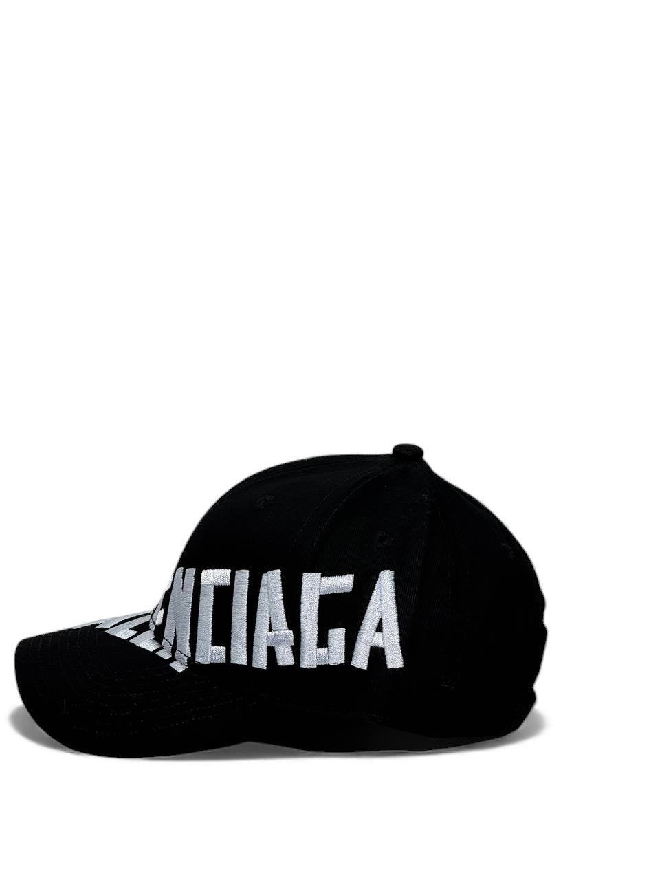 Balenciaga Black Oversized Logo Cap – Bold Luxury Streetwear 🖤🧢