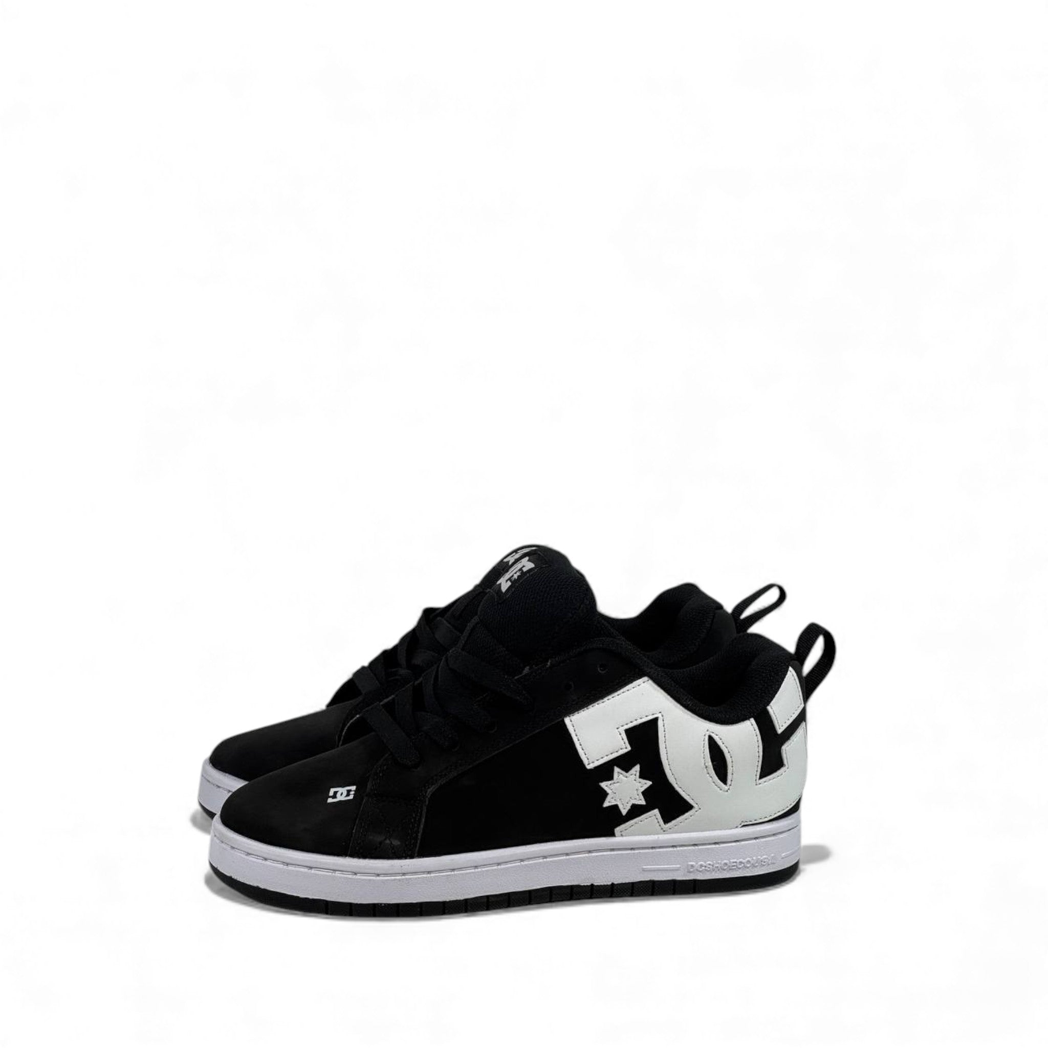 DC Shoes Classic Skate Low Sneakers 🖤⚡ Iconic Street & Skate Style