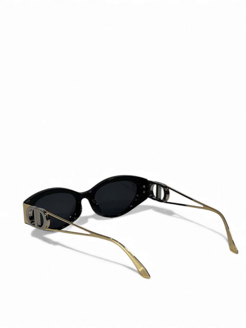 Dior-Inspired Black Oval Sunglasses – Luxury Metal Frame Edition 😎✨