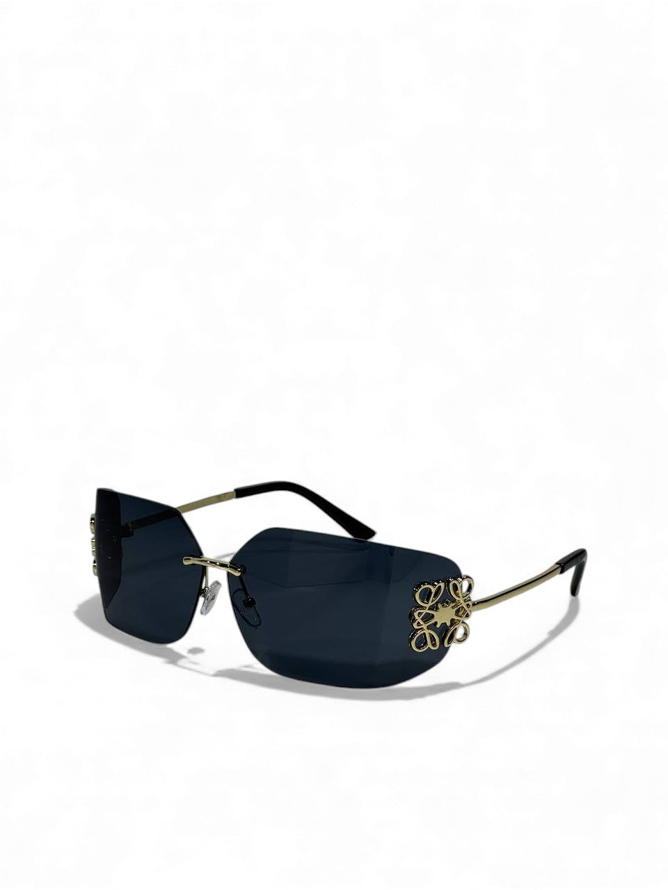 Loewe-Inspired Rimless Butterfly Sunglasses – Gold Luxury Edition 😎✨