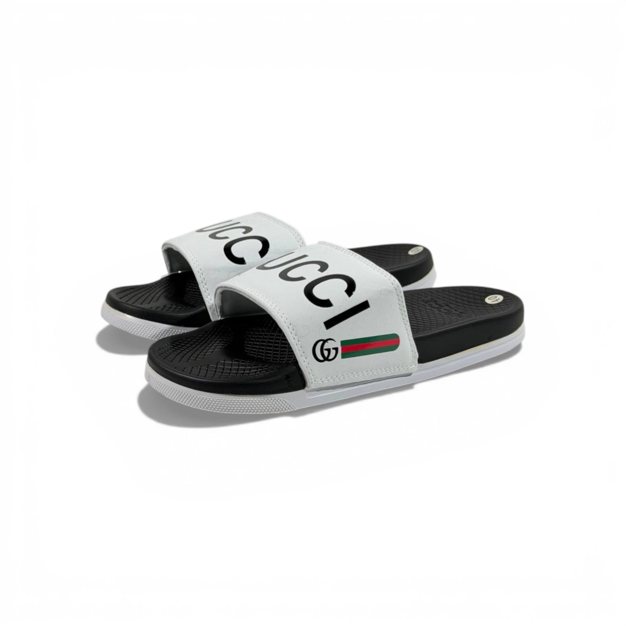 🤍 Gucci Slides – White Signature Edition 👑✨