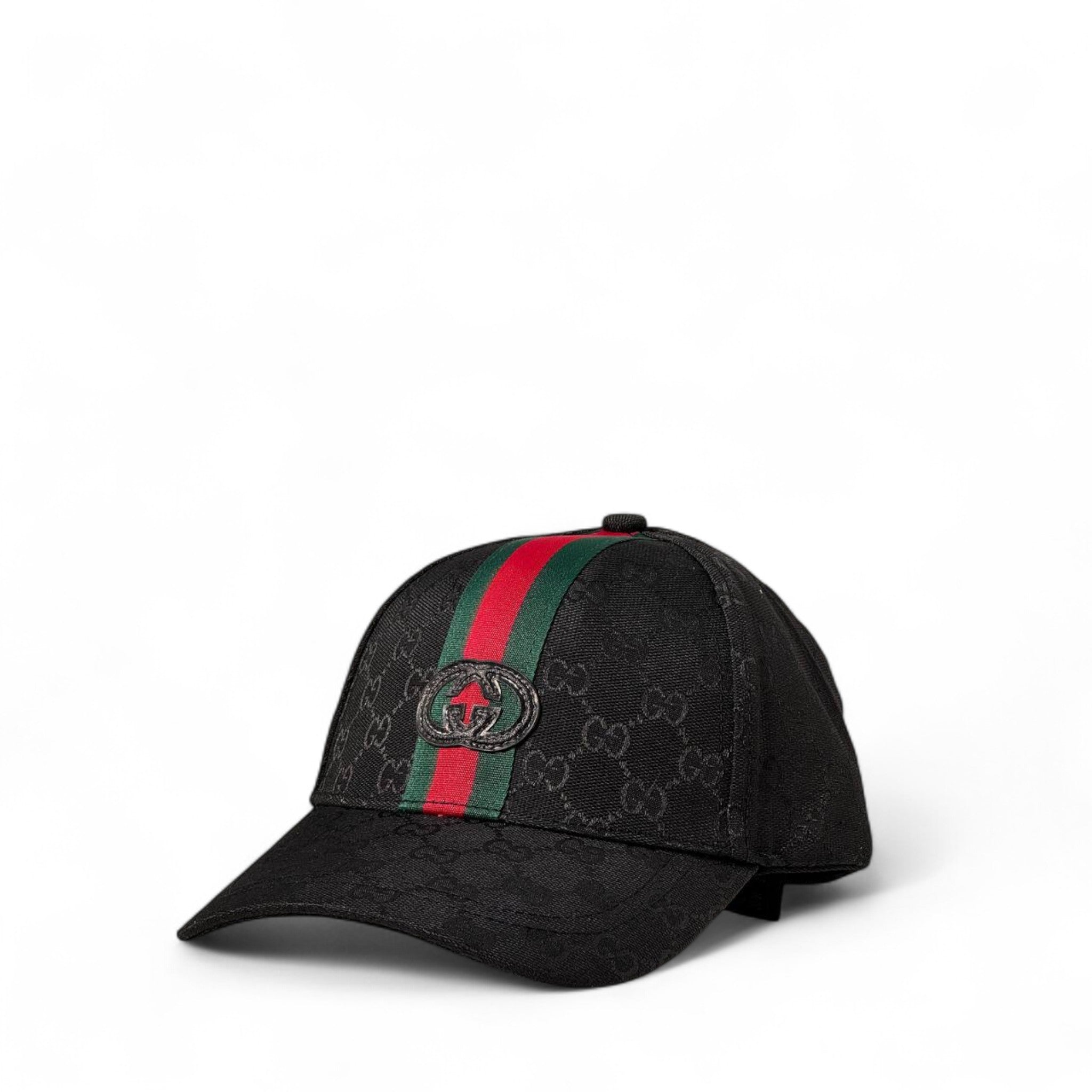 Gucci Black GG Monogram Cap with Red & Green Stripe โ Unisex