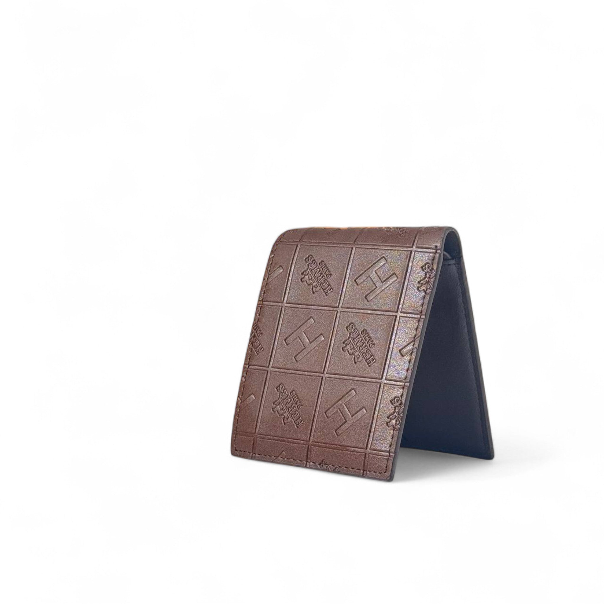 Hermès Brown Embossed Leather Wallet 🟤 | Iconic Parisian Craftsmanship