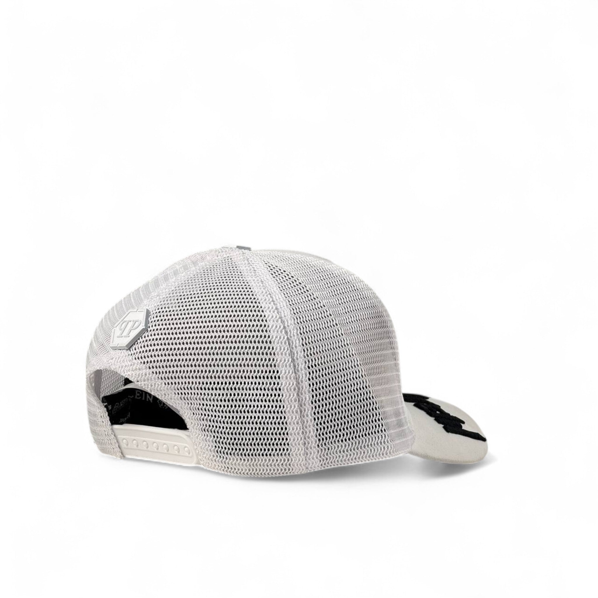 Philipp Plein Mesh Skull Cap ๐ง ๐ | White Trucker with Bold Black Edge