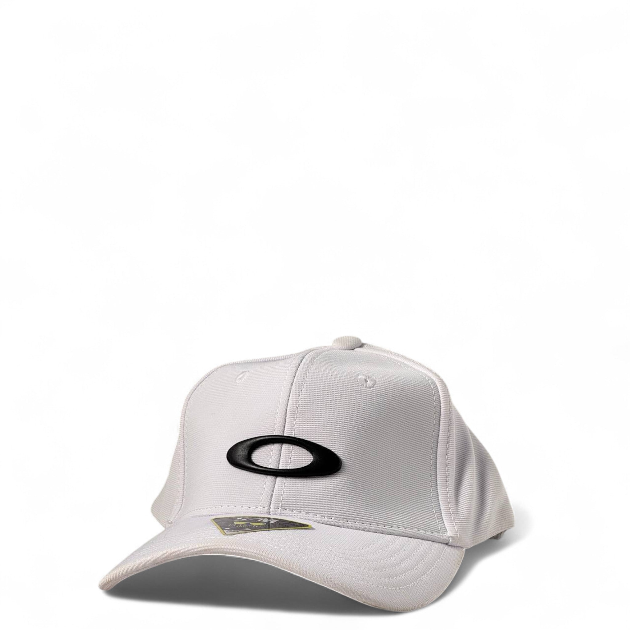 Oakley White FlexFit Cap – Sleek & Sporty Minimalism ⚪✨