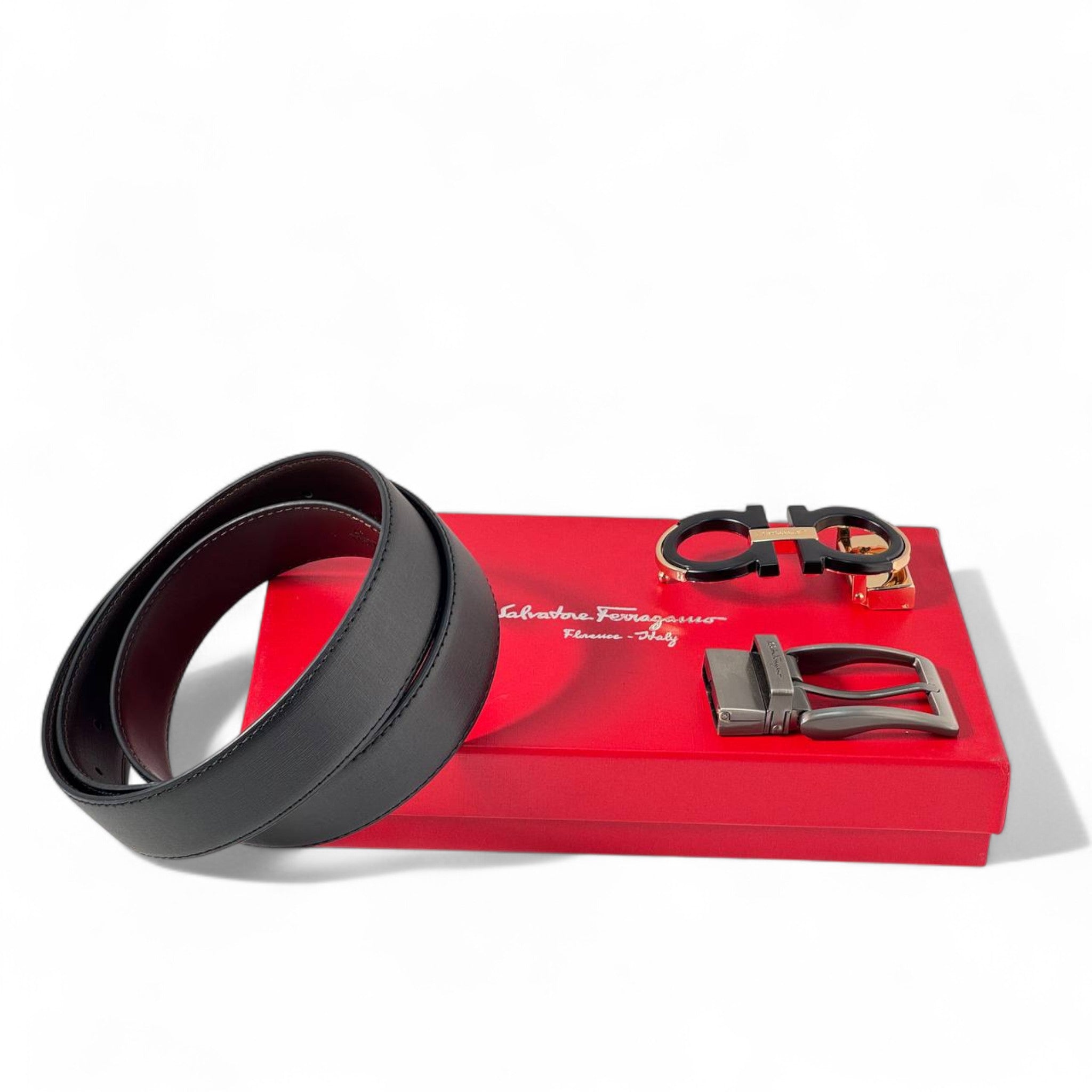 Salvatore Ferragamo Reversible Leather Belt Set 🎩✨ (2 Buckles)