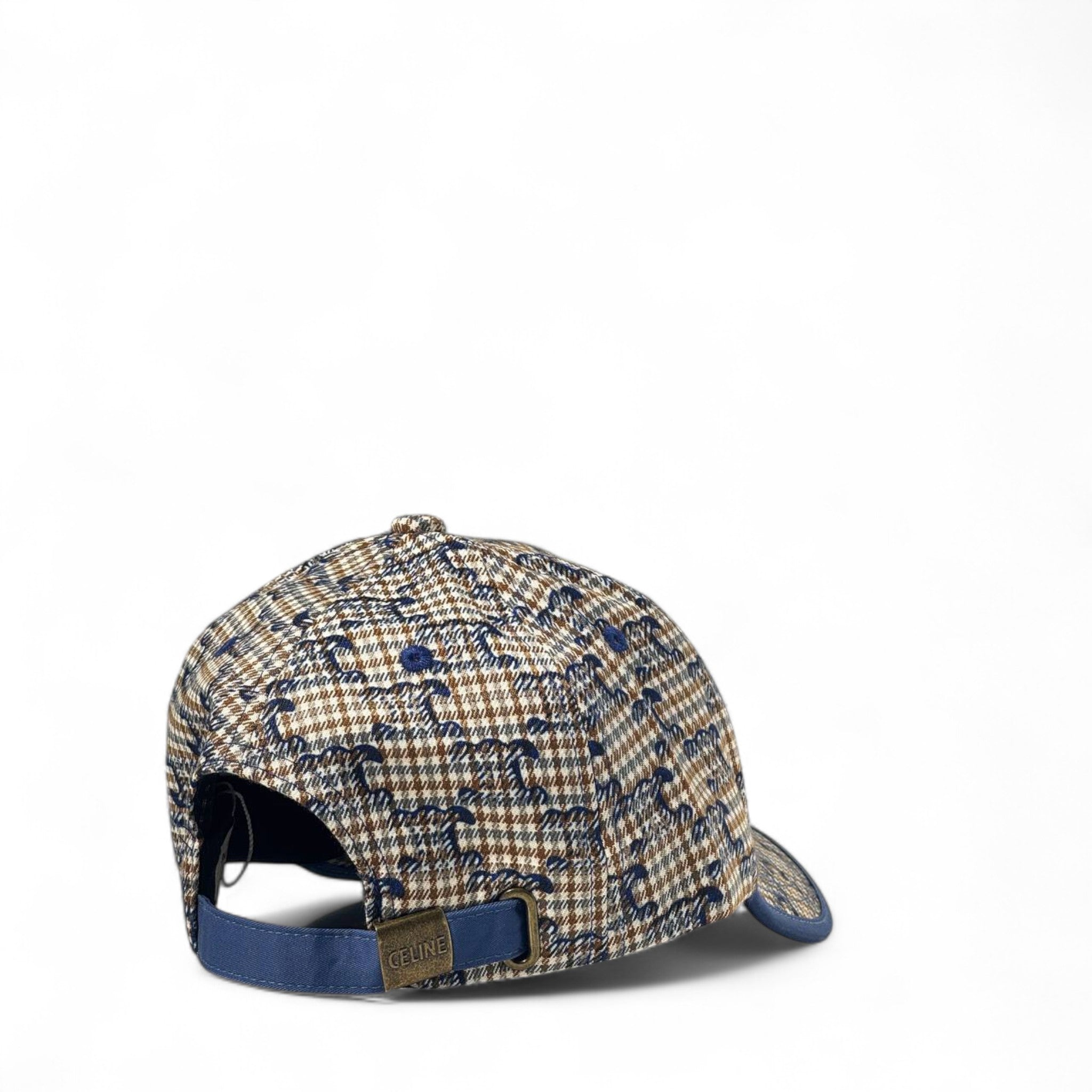 🧢 CELINE-Inspired Tweed Plaid Cap – Heritage Style with Parisian Edge 🇫🇷✨