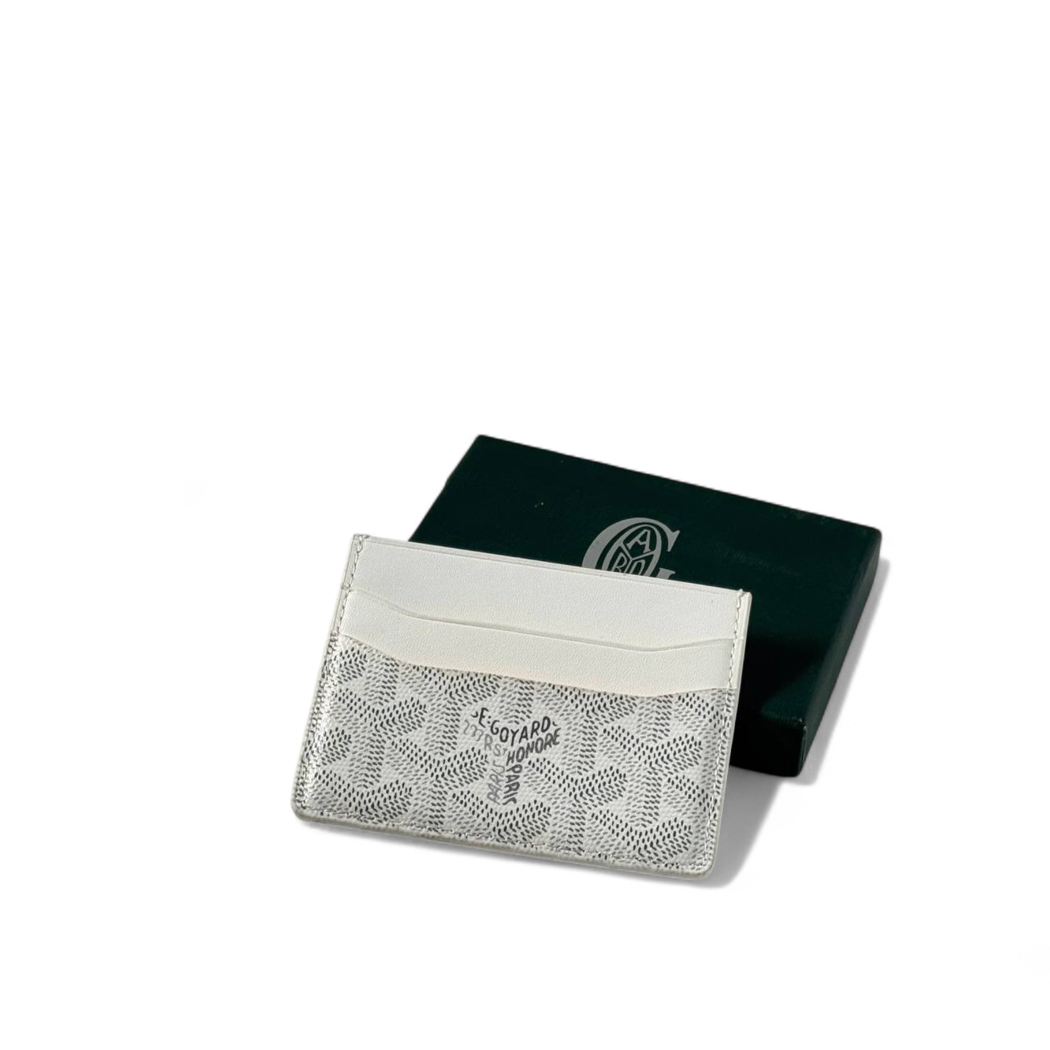 ๐ค Goyard White Card Holder โ Parisian Minimalist Elegance ๐ผ