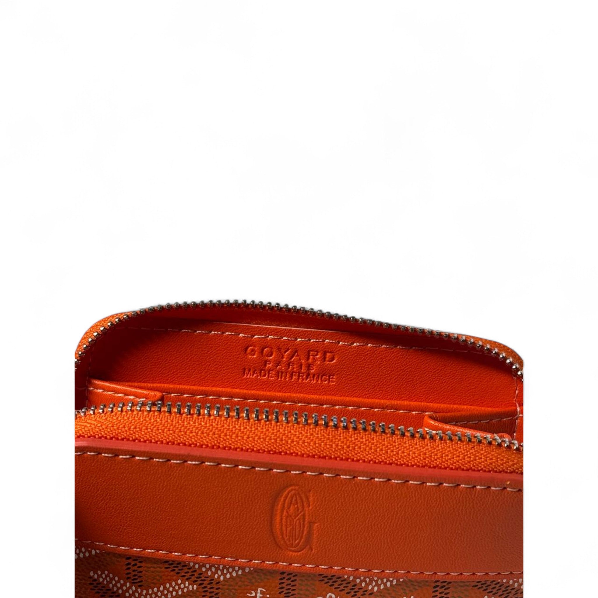 🧡 Goyard Orange Zip Wallet – Vibrant Style Meets Everyday Luxury 🧡