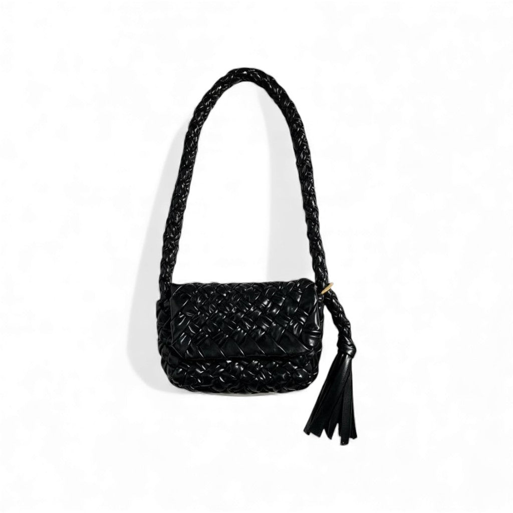🔥 Bottega Veneta Handmade Woven Shoulder Bag – Black Artisan Edition 🔥