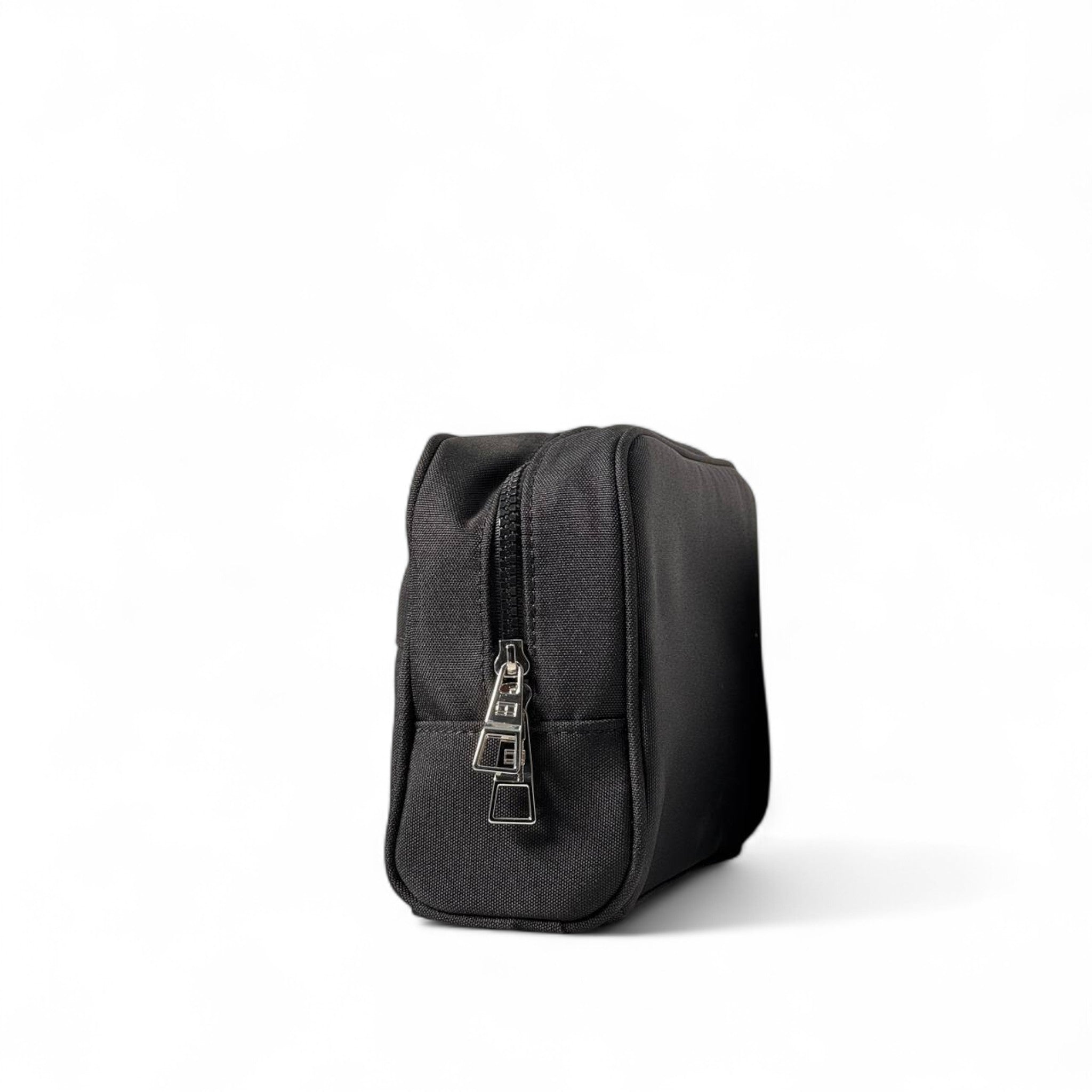 Tommy Hilfiger Black Toiletry Bag 🖤 | Tonal Logo & Flag Patch Travel Case
