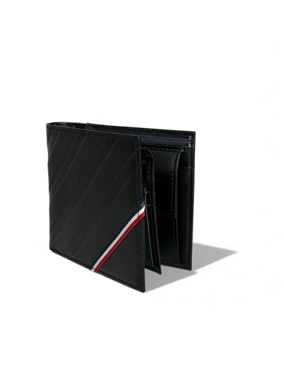 Tommy Hilfiger Black Quilted Leather Wallet – Tricolor Signature Detail 🖤🇺🇸 | Men’s Slim Wallet