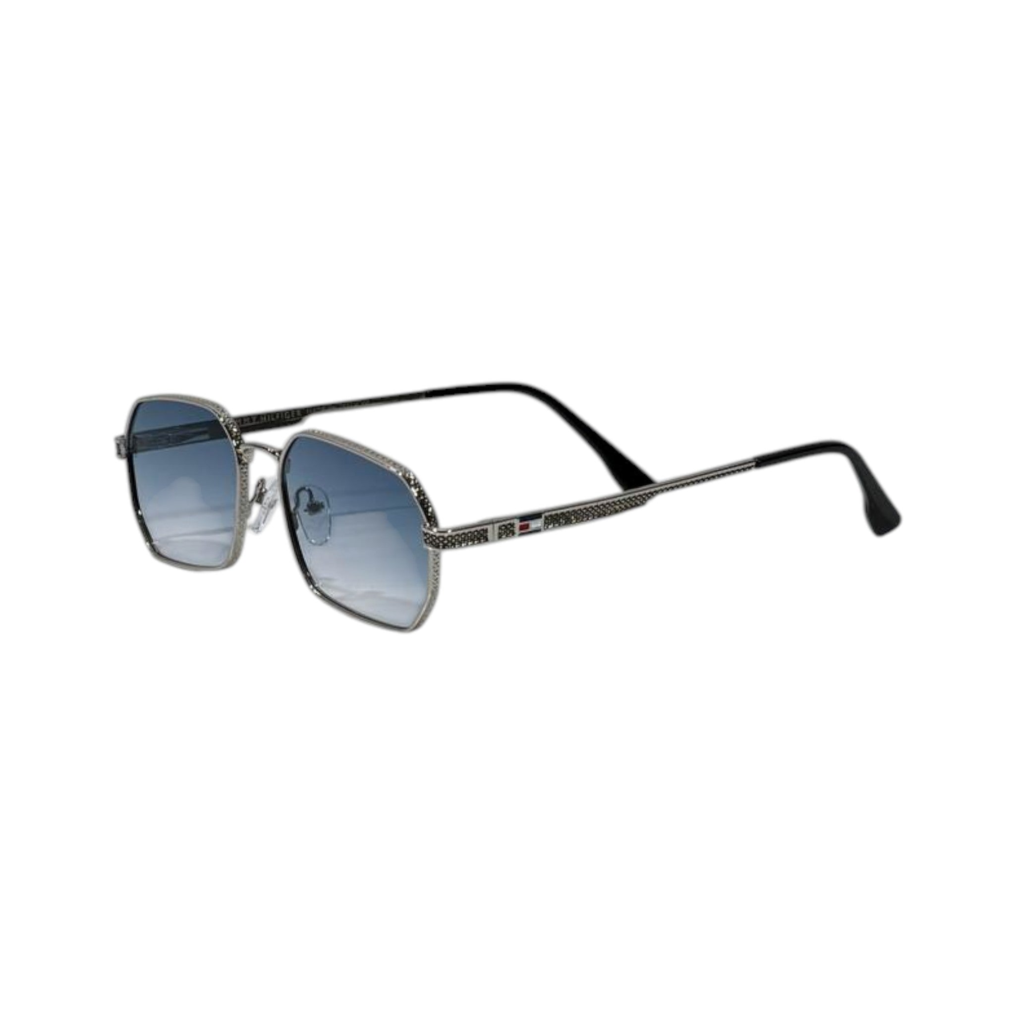 🕶️ Tommy Hilfiger Silver Square Sunglasses – Modern Luxury & Everyday Style 💙✨