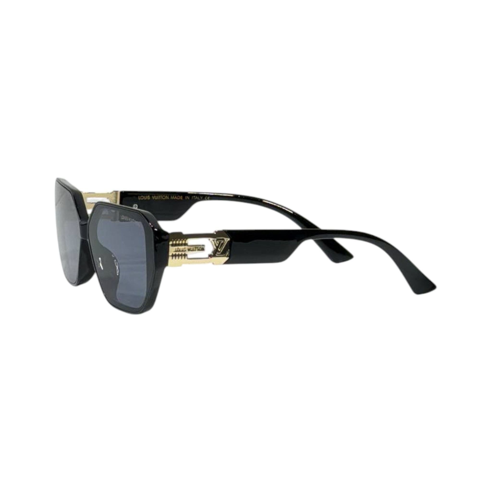 🕶️ Louis Vuitton Black Oversized Square Sunglasses – Iconic Luxury & Timeless Elegance ✨