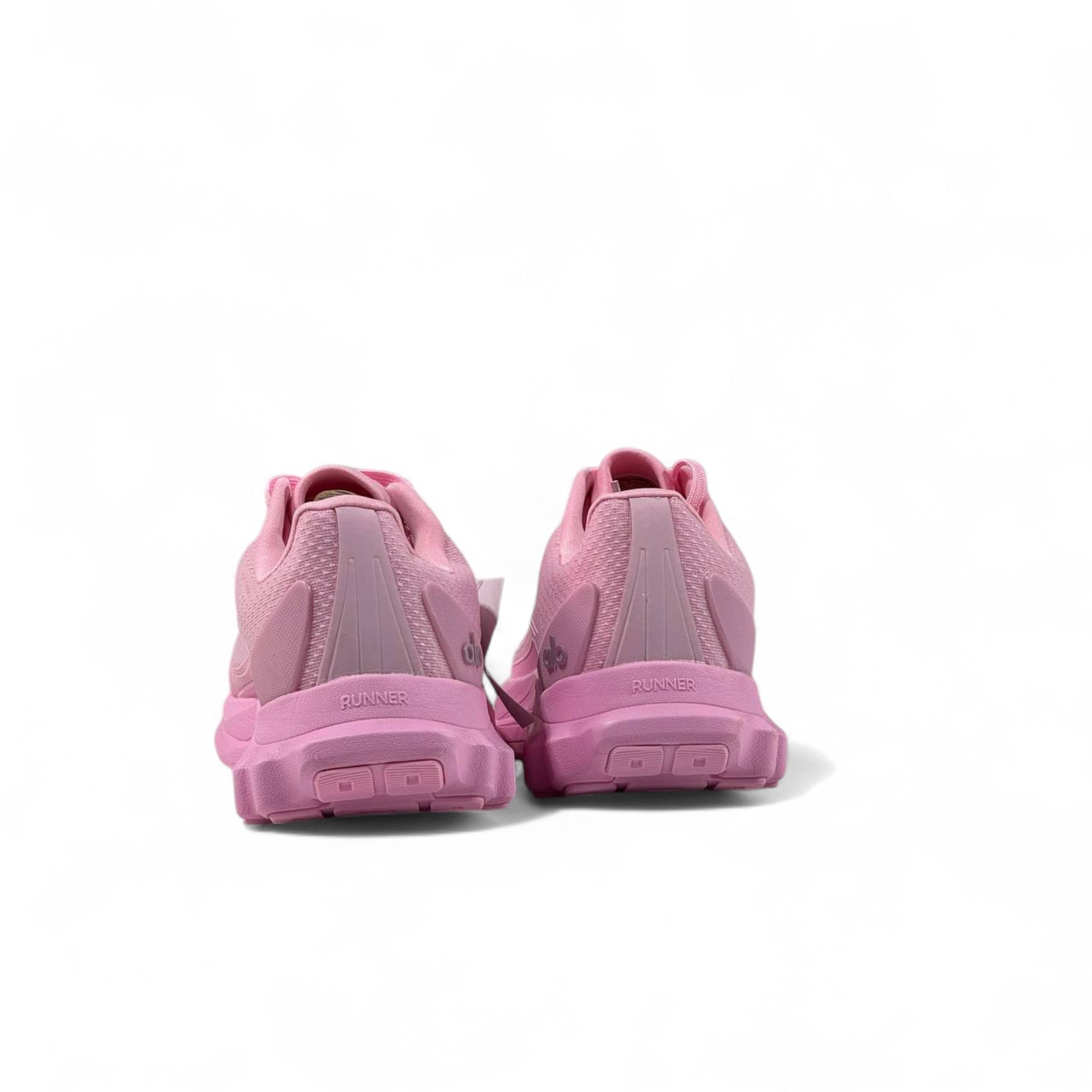 ๐ Alo Pink Runner Sneakers โ Bold Style Meets Cloud Comfort ๐