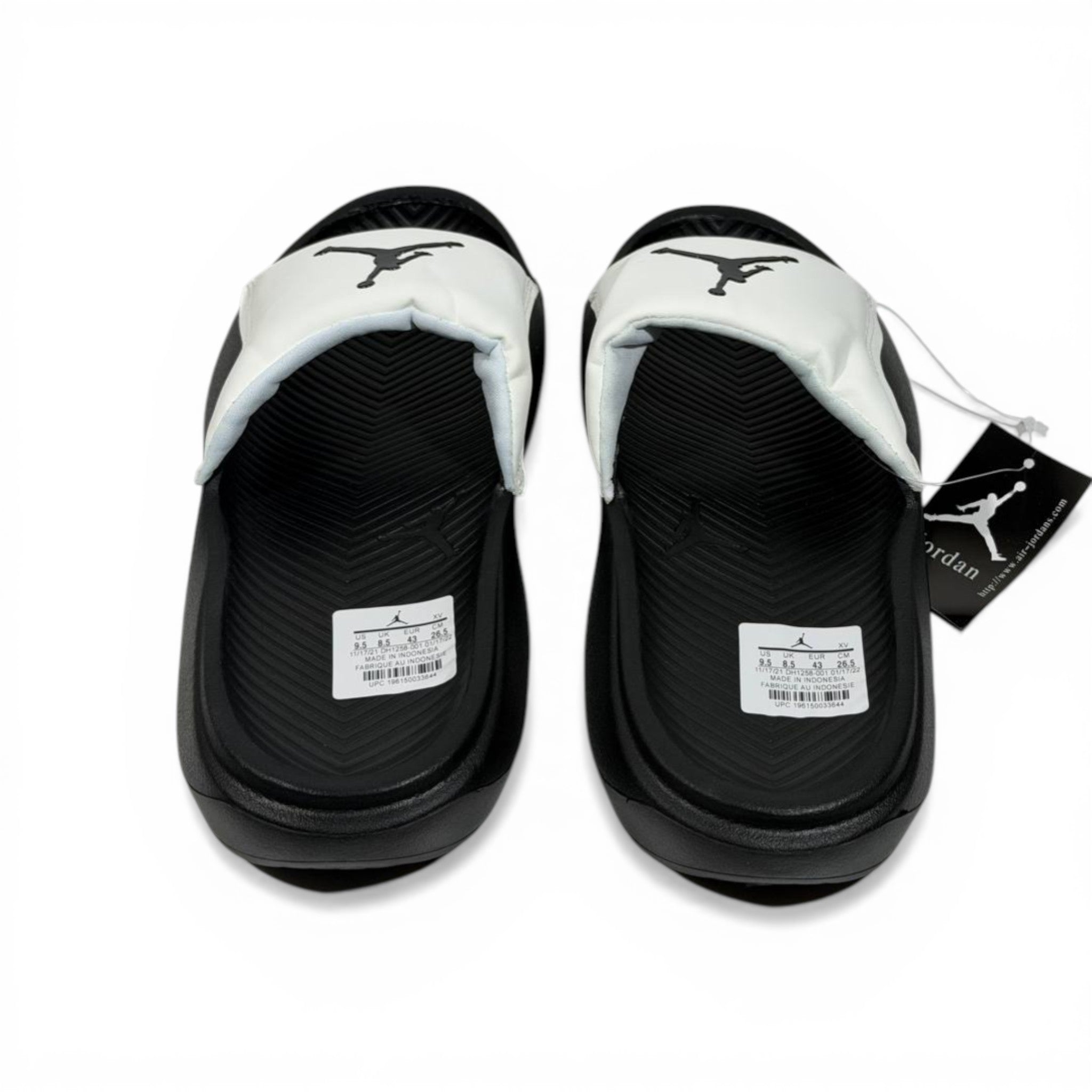 ⚫⚪ Air Jordan Mono Slides – Black & White Signature Comfort Edition